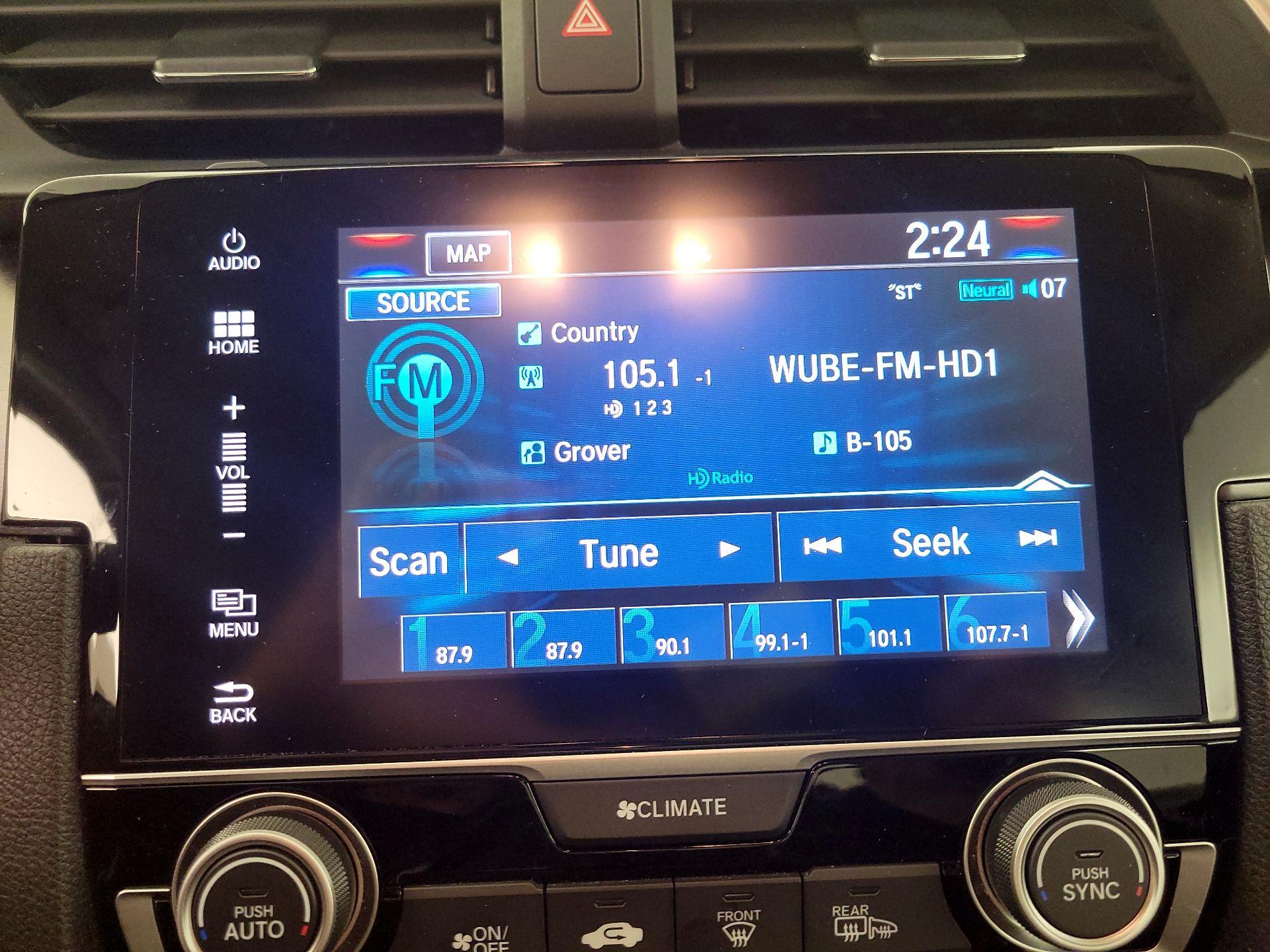 Thumbnail: 2016 Honda Civic - 16