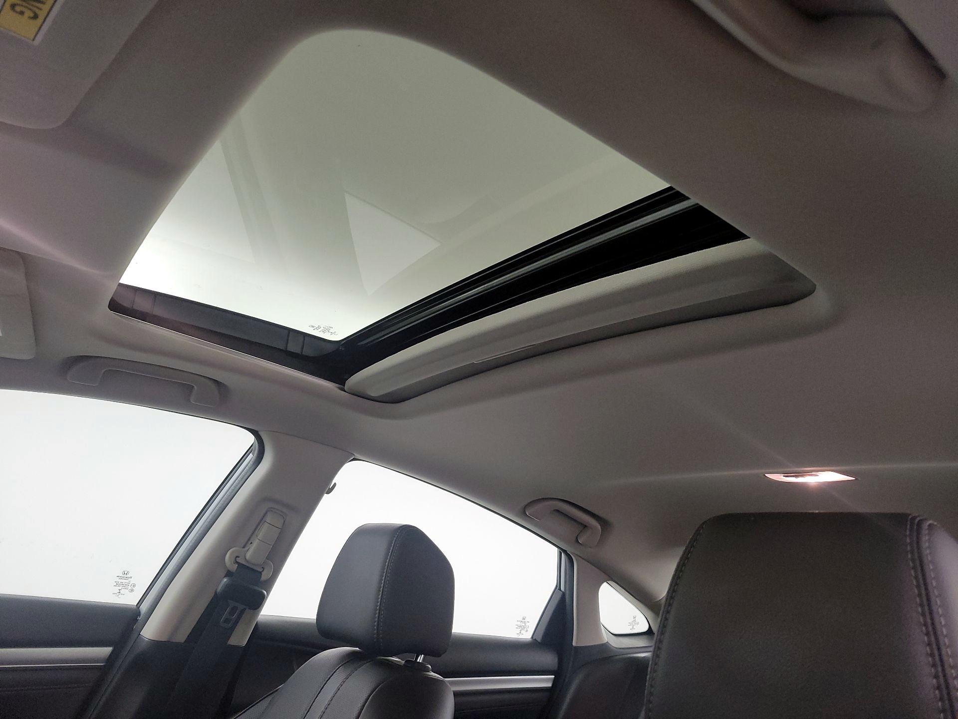 Thumbnail: 2016 Honda Civic - 20