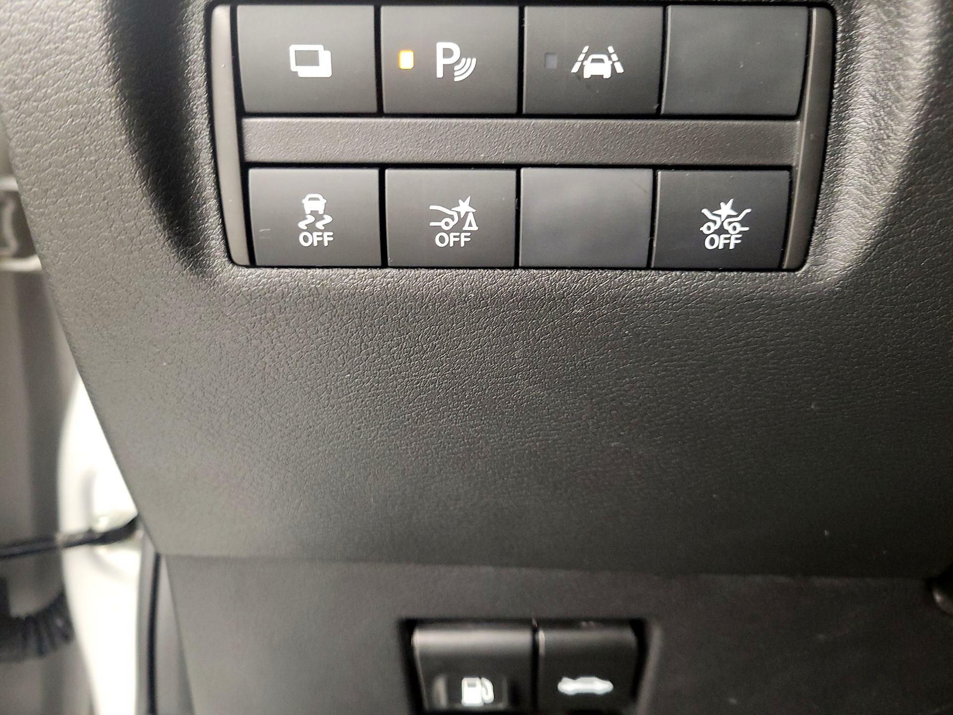 Thumbnail: 2020 Nissan Versa - 13