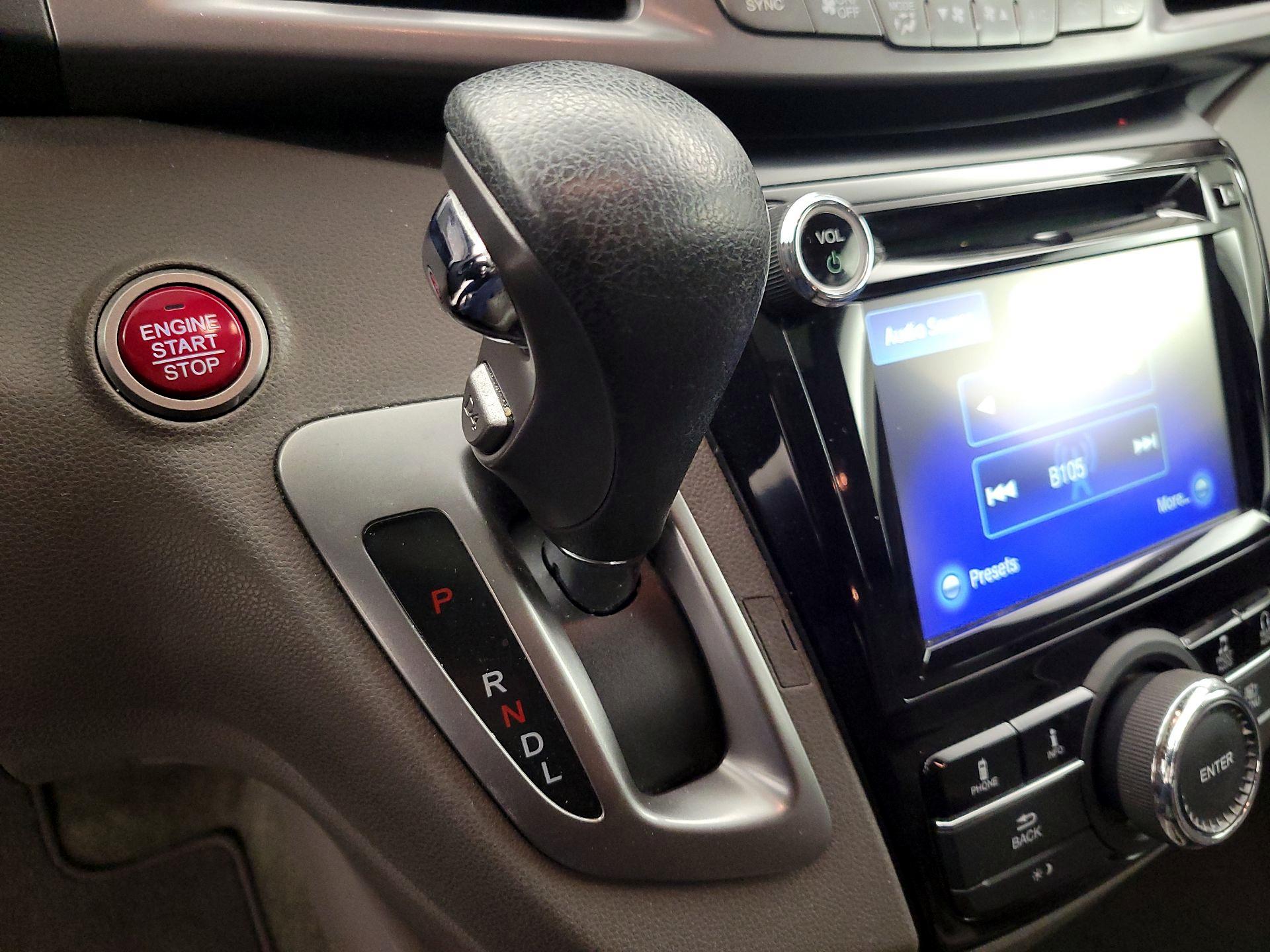 Thumbnail: 2014 Honda Odyssey - 17