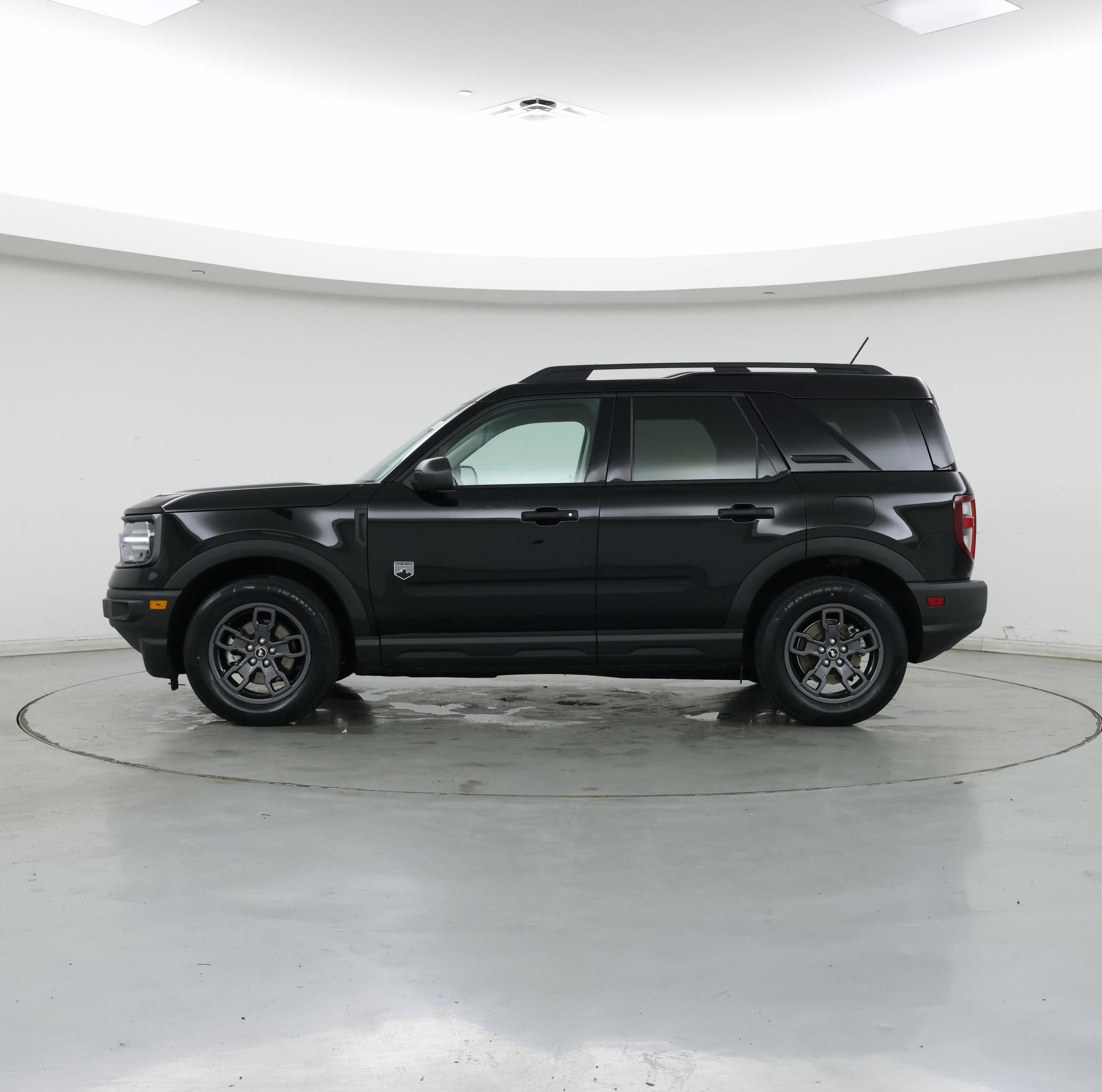 Thumbnail: 2021 Ford Bronco Sport - 3
