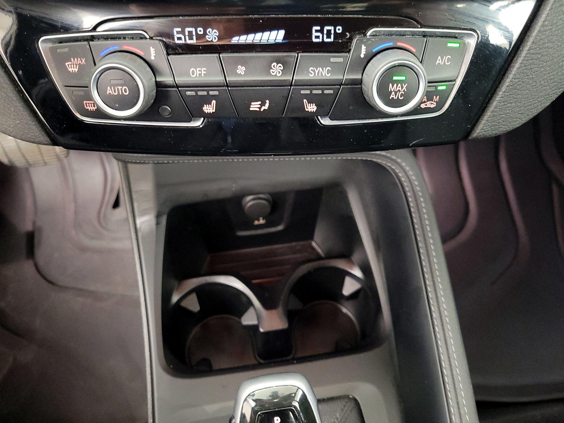 Thumbnail: 2021 BMW X1 - 17