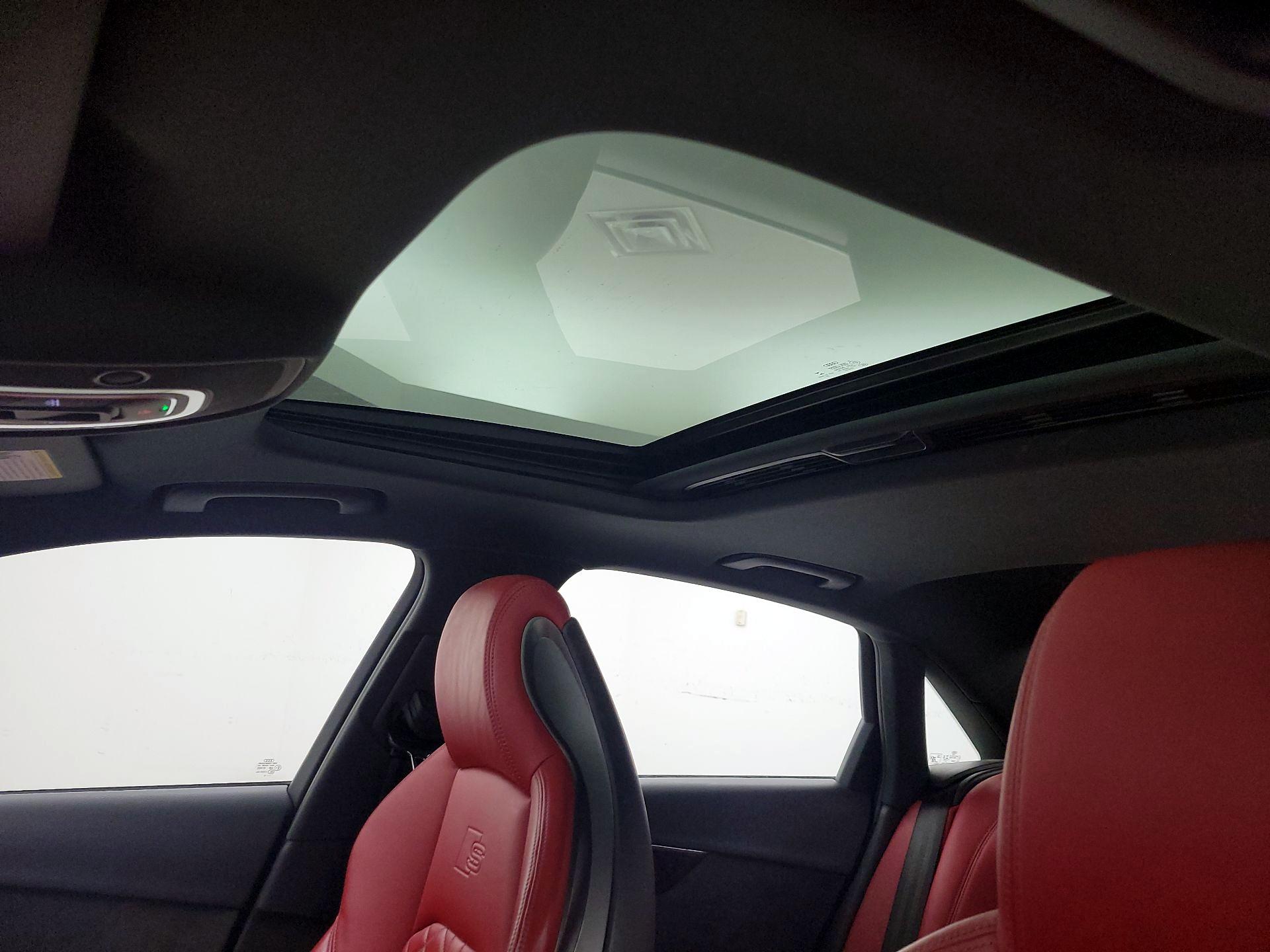 Thumbnail: 2020 Audi S4 - 20