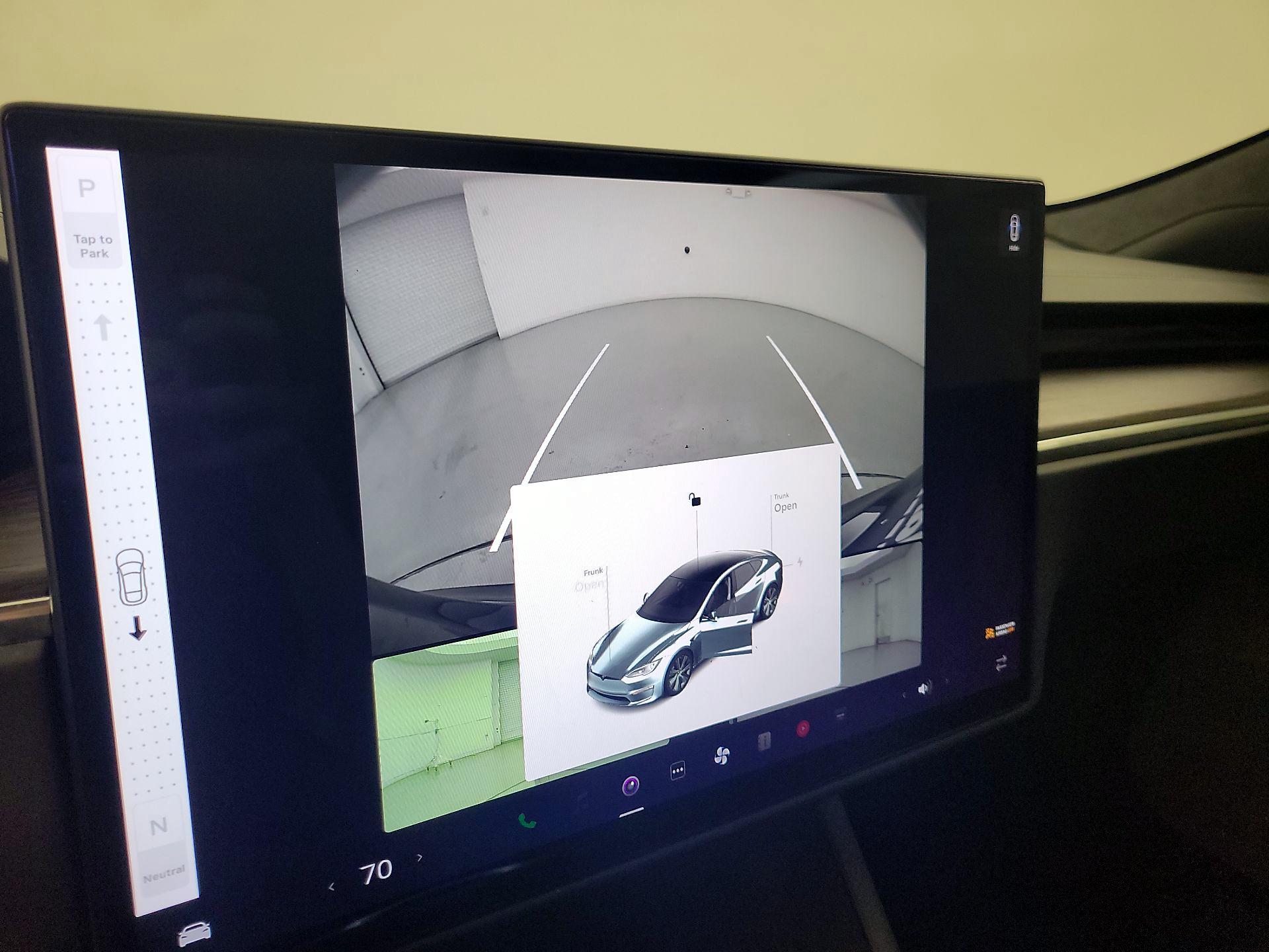 Thumbnail: 2022 Tesla Model S - 14