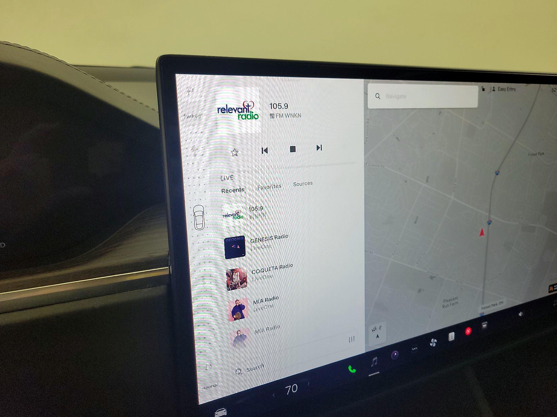 Thumbnail: 2022 Tesla Model S - 15