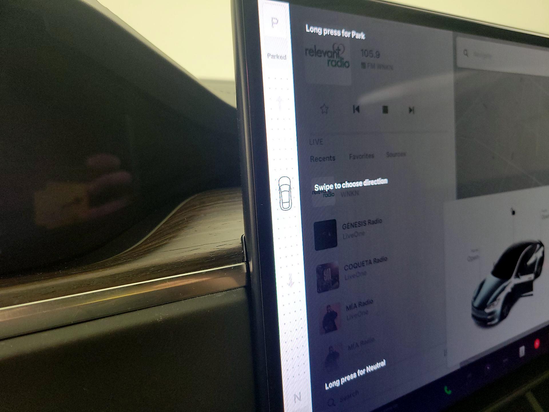 Thumbnail: 2022 Tesla Model S - 17