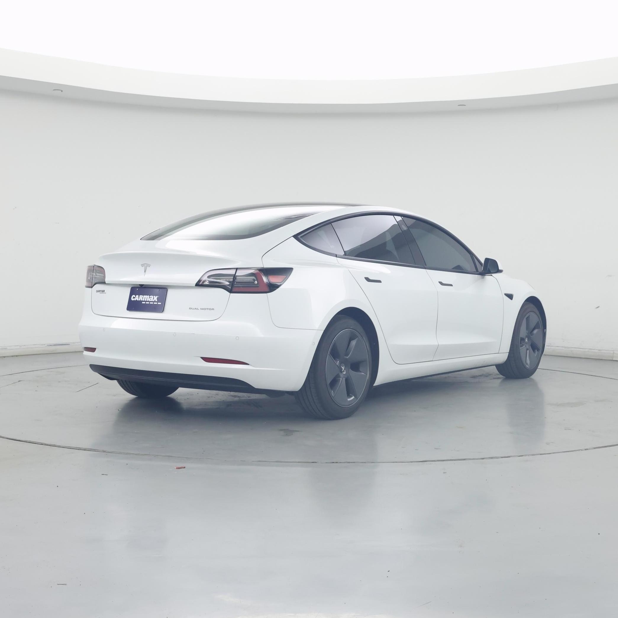 Thumbnail: 2021 Tesla Model 3 - 8