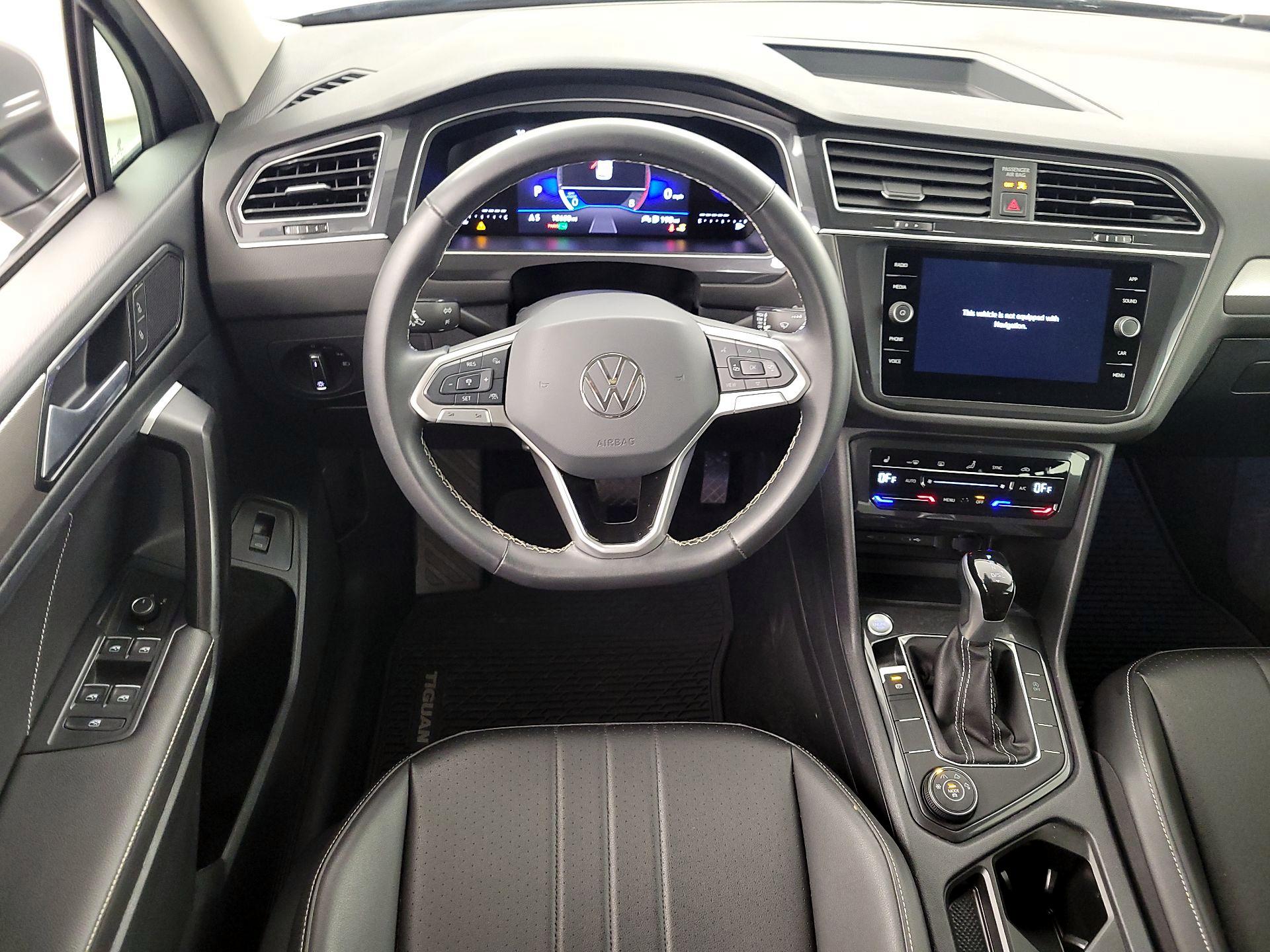 Thumbnail: 2024 Volkswagen Tiguan - 10