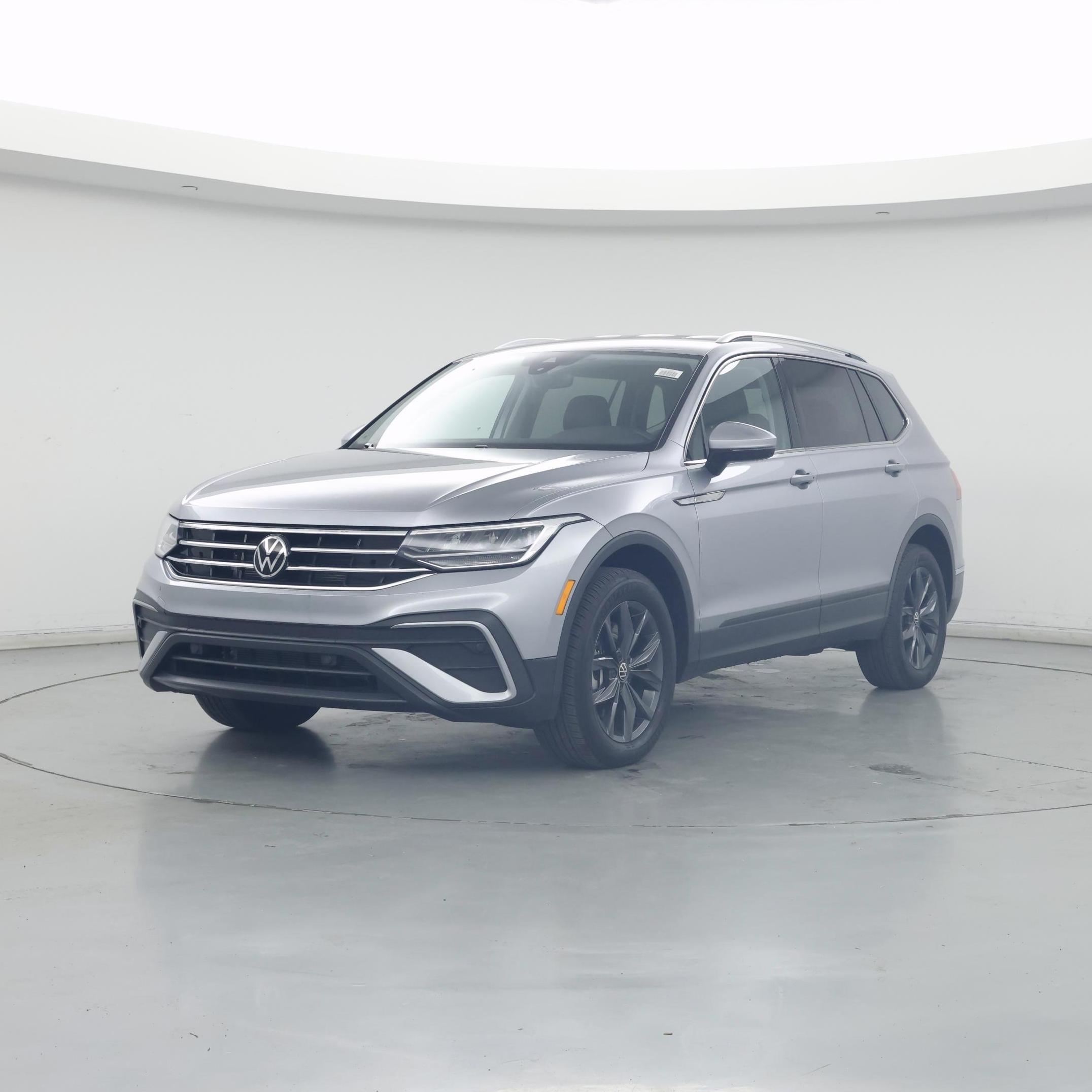 Thumbnail: 2024 Volkswagen Tiguan - 4