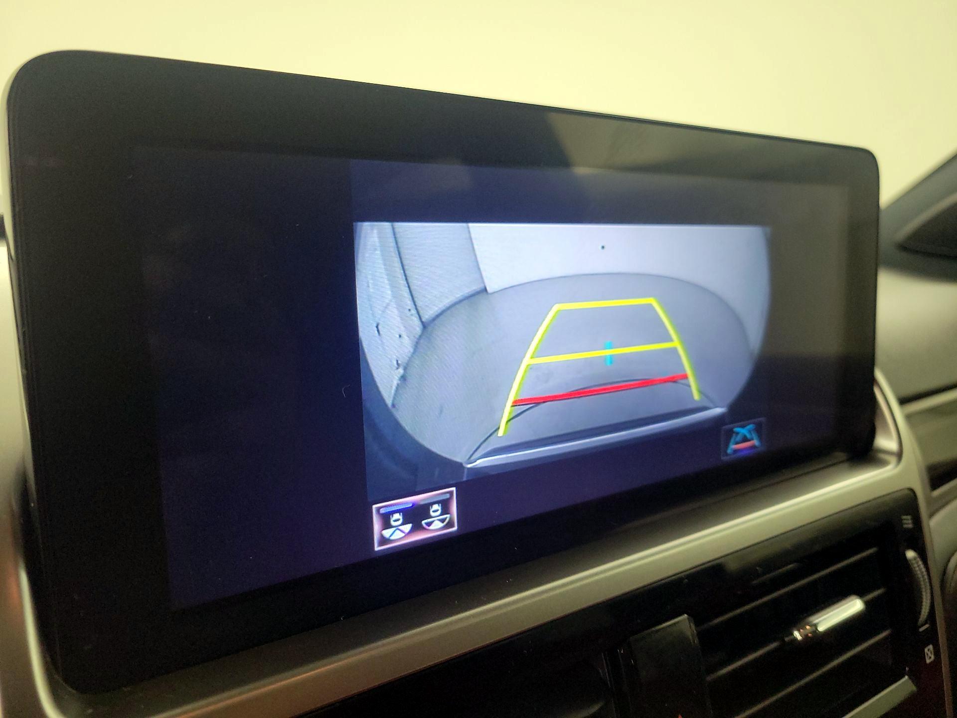 Thumbnail: 2022 Lexus GX - 15