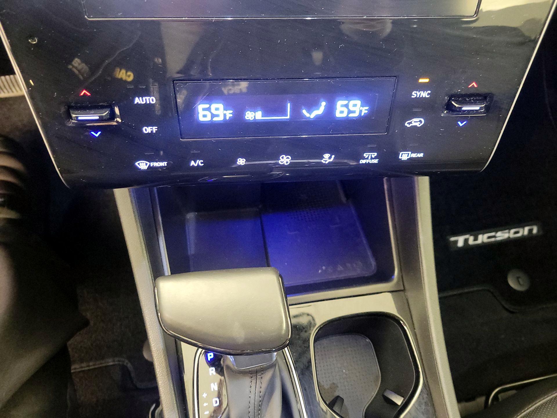 Thumbnail: 2023 Hyundai Tucson - 16