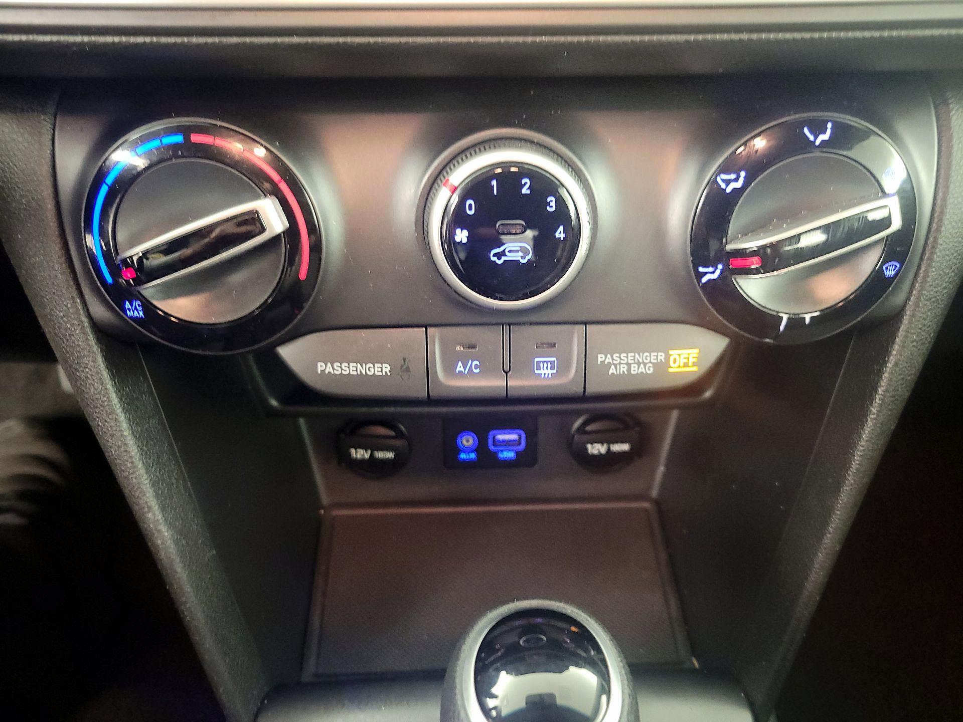 Thumbnail: 2018 Hyundai Kona - 16