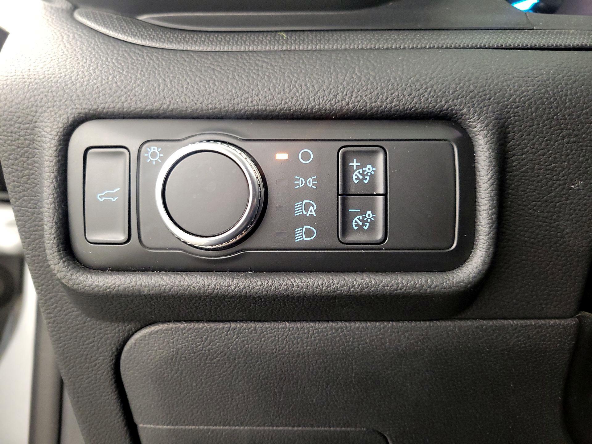 Thumbnail: 2020 Ford Explorer - 13