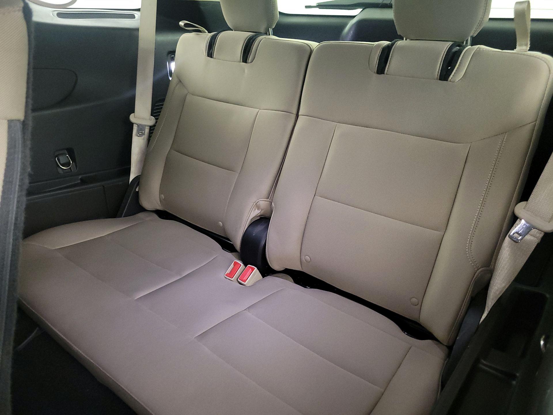 Thumbnail: 2020 Ford Explorer - 20