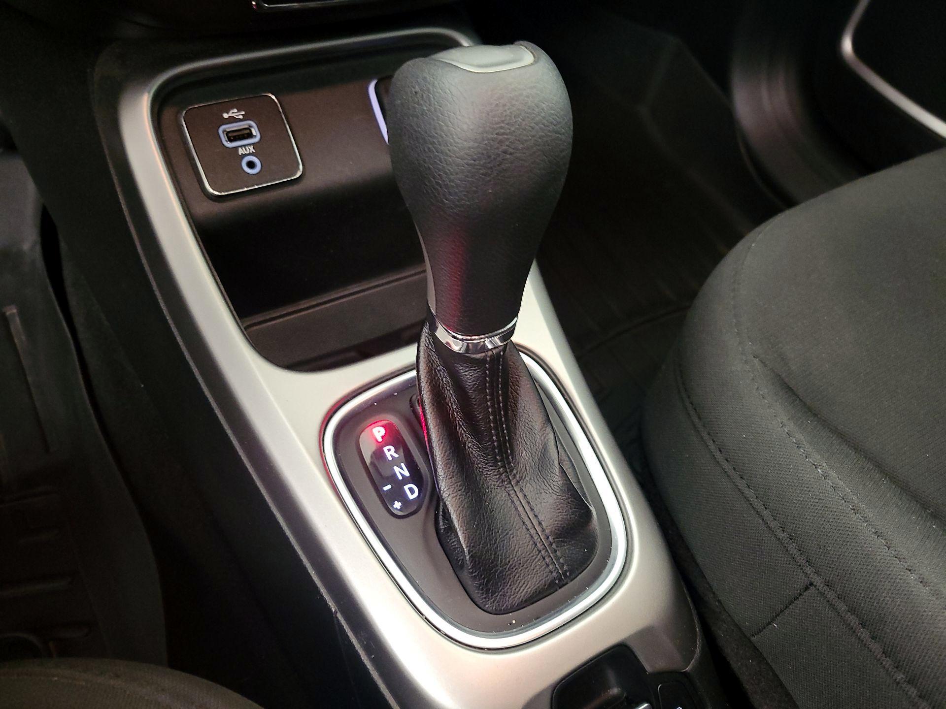 Thumbnail: 2018 Jeep Compass - 17