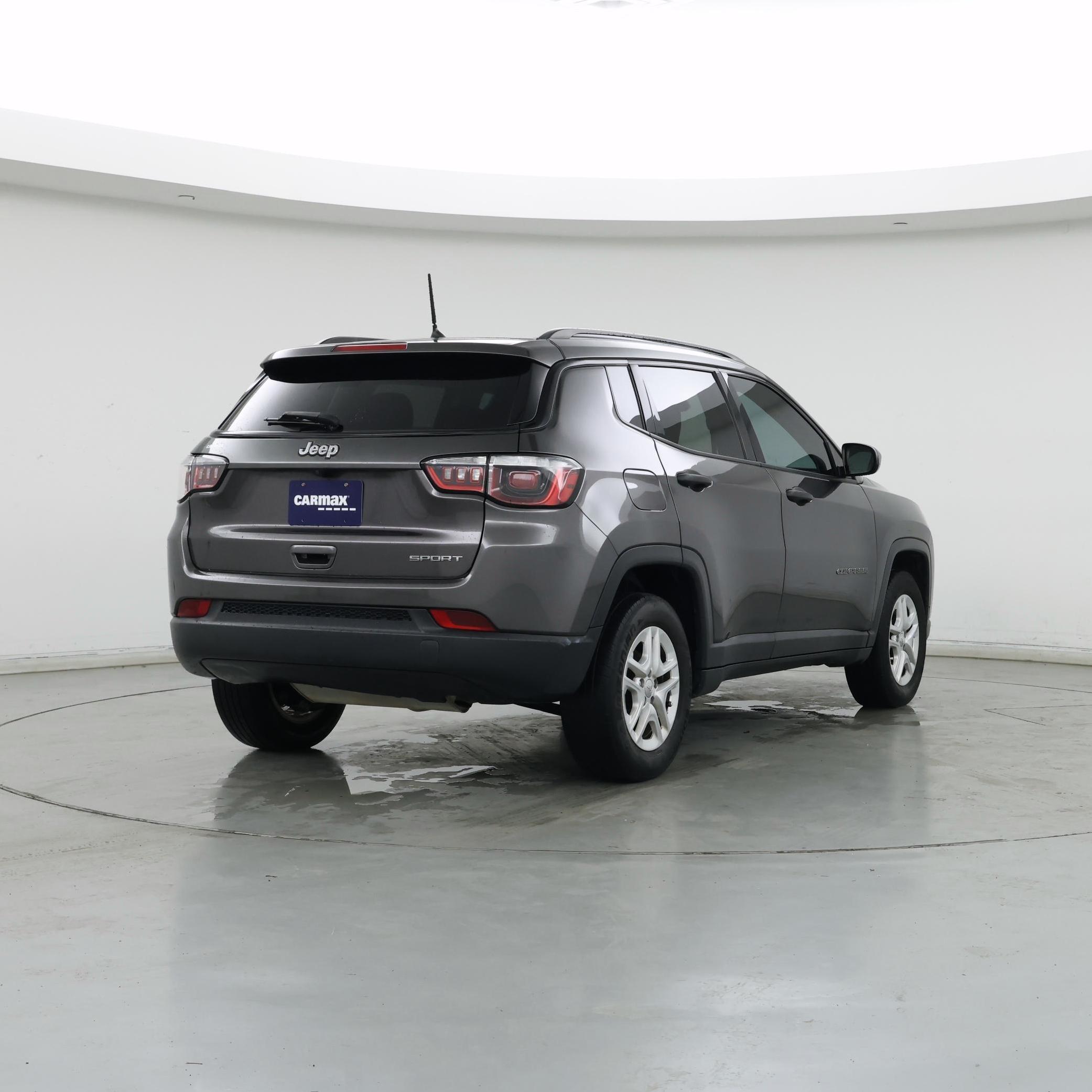 Thumbnail: 2018 Jeep Compass - 8