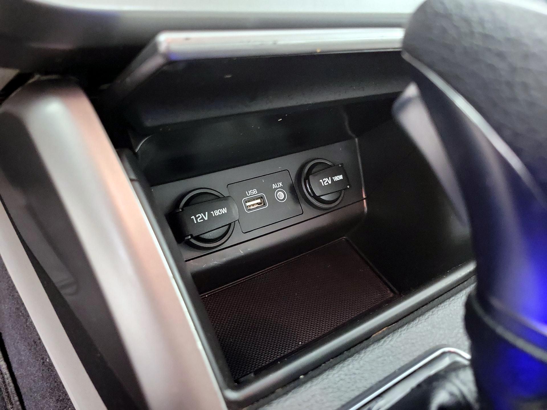 Thumbnail: 2015 Hyundai Sonata - 18