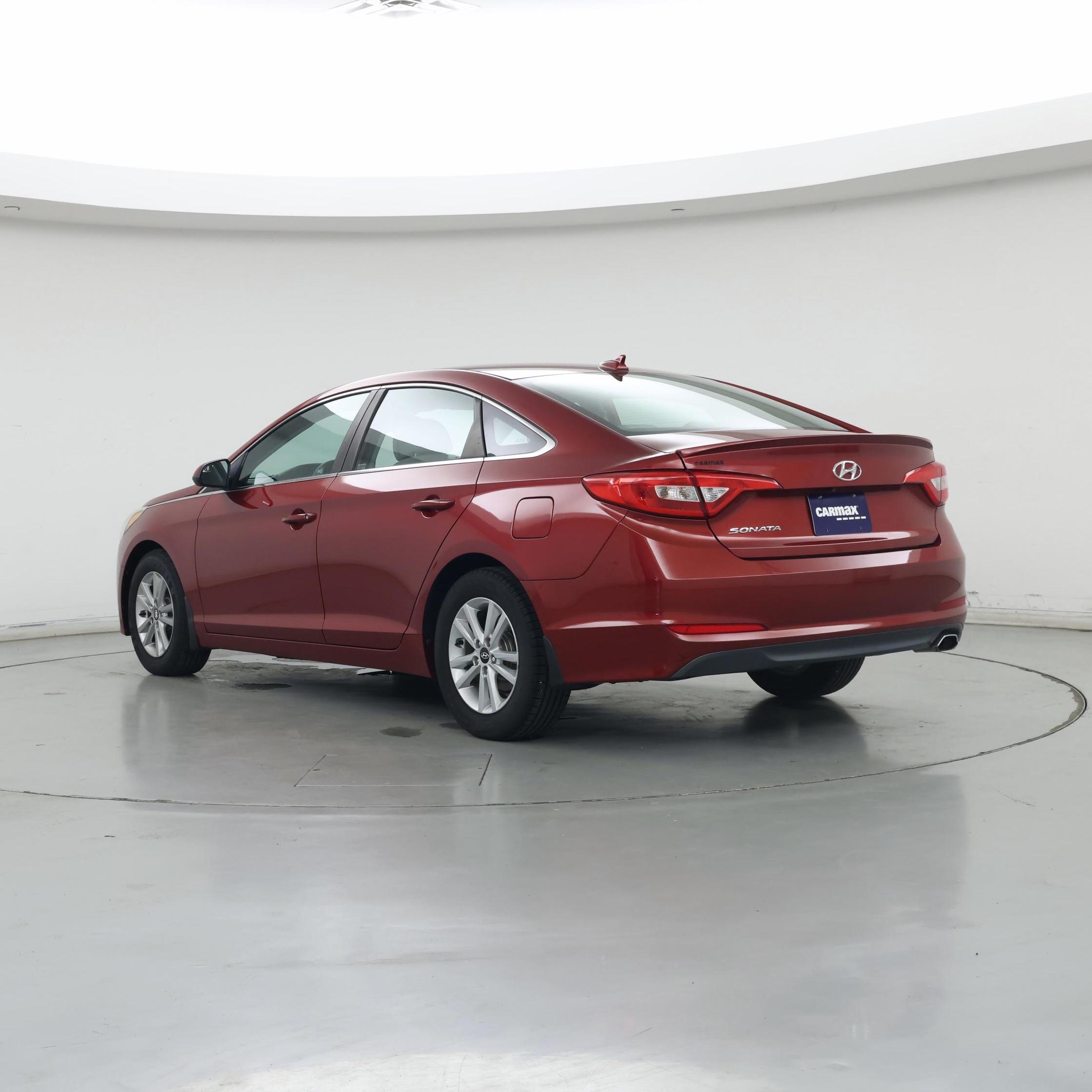 Thumbnail: 2015 Hyundai Sonata - 2