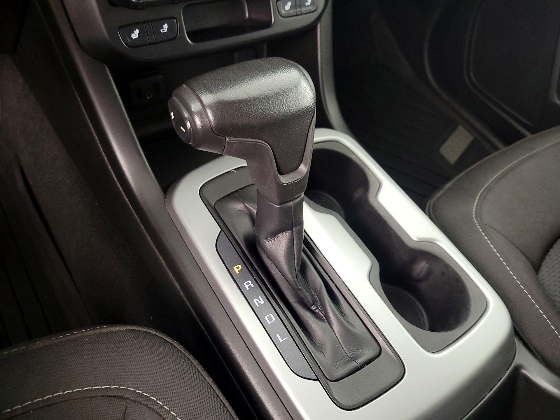 Thumbnail: 2021 Chevrolet Colorado - 18