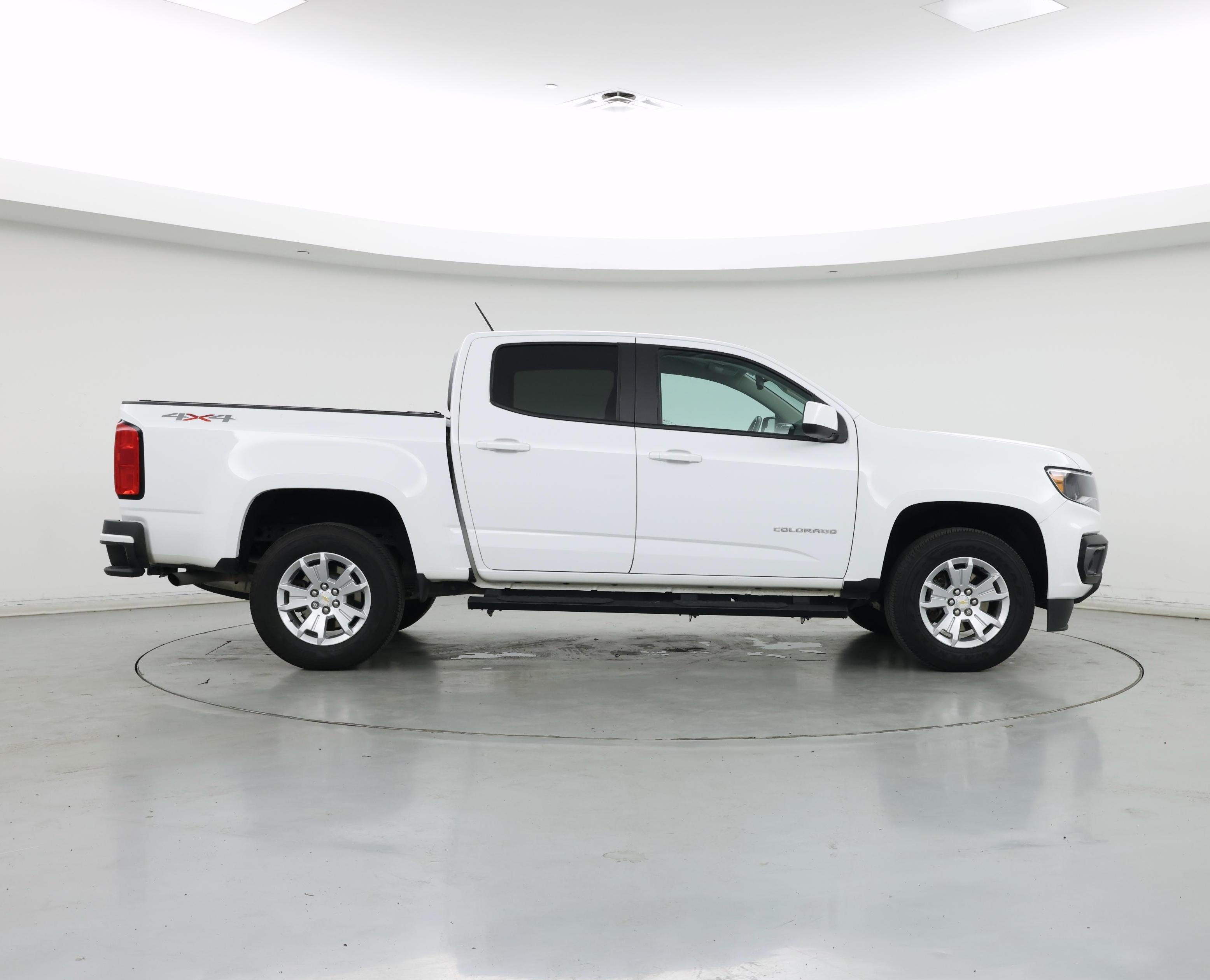 Thumbnail: 2021 Chevrolet Colorado - 7