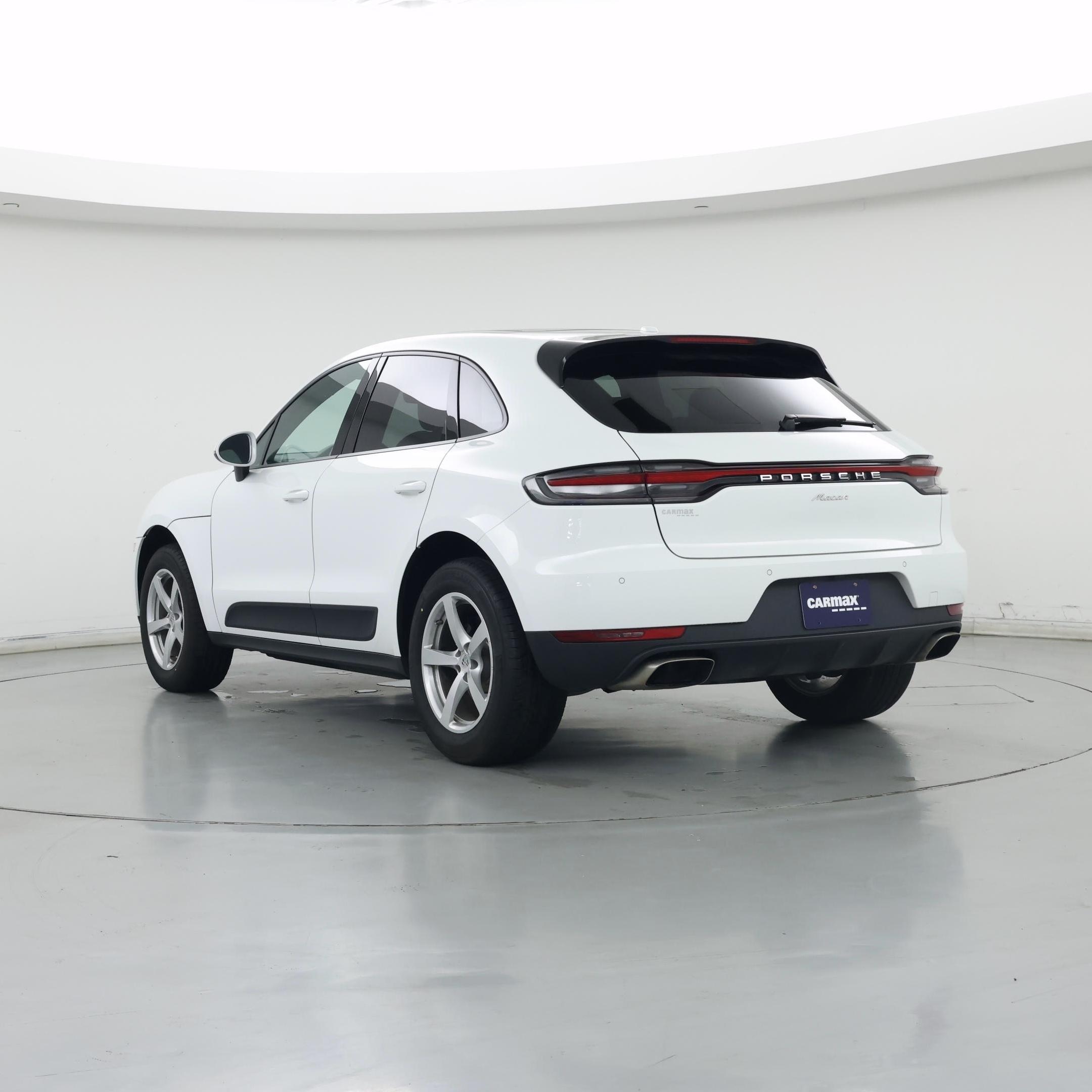 Thumbnail: 2020 Porsche Macan - 2