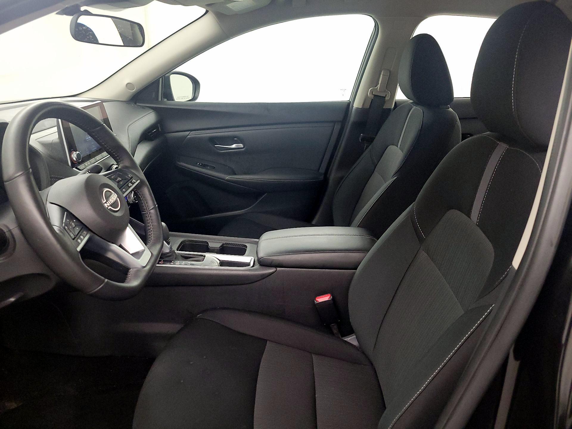 Thumbnail: 2025 Nissan Sentra - 11