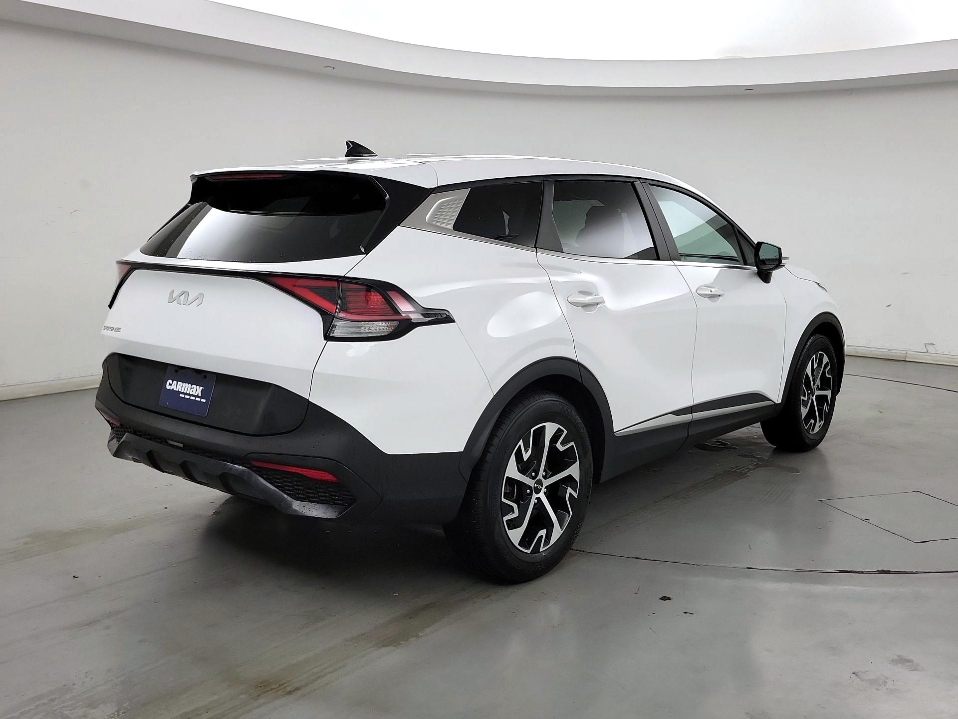 Thumbnail: 2023 Kia Sportage - 5