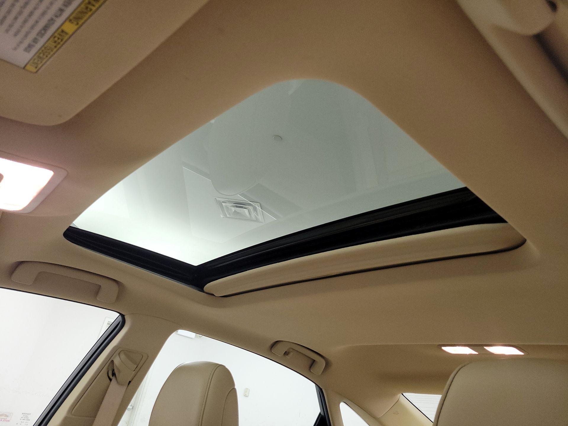 Thumbnail: 2015 Toyota Avalon - 20