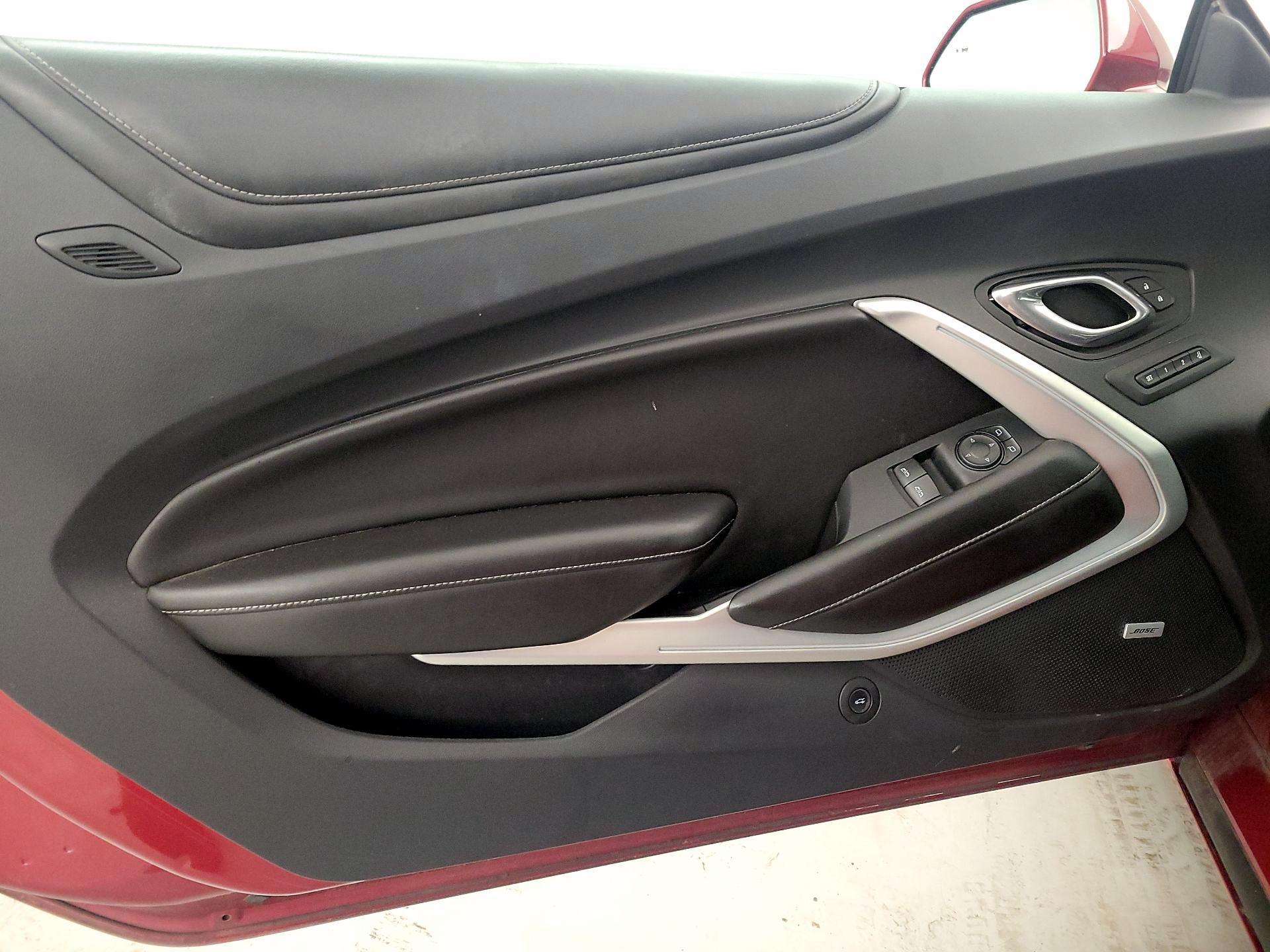 Thumbnail: 2016 Chevrolet Camaro - 12