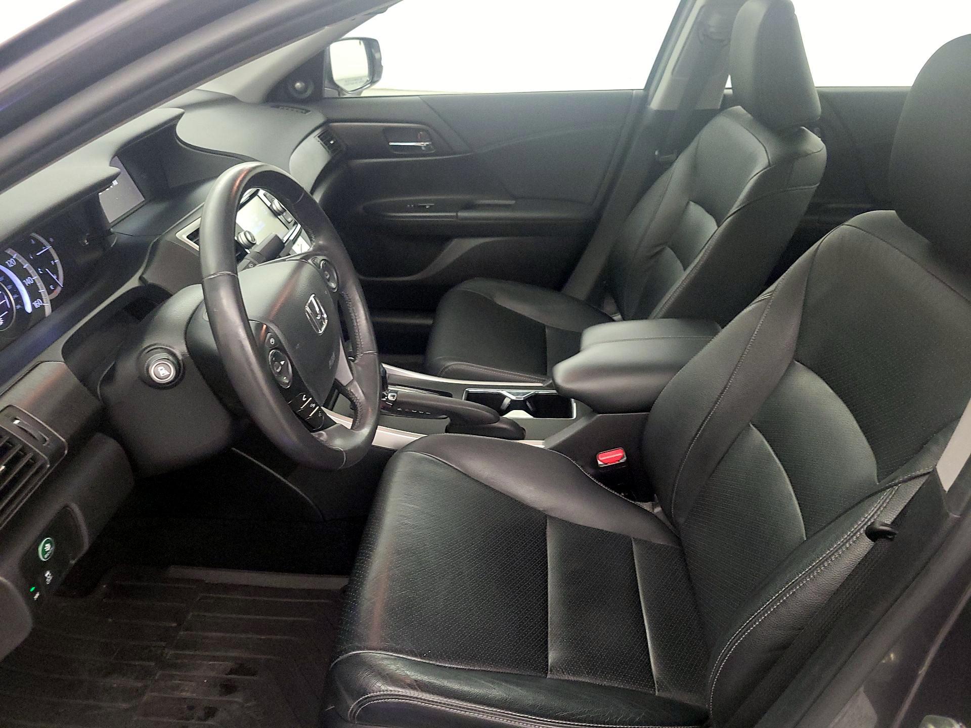 Thumbnail: 2015 Honda Accord - 11