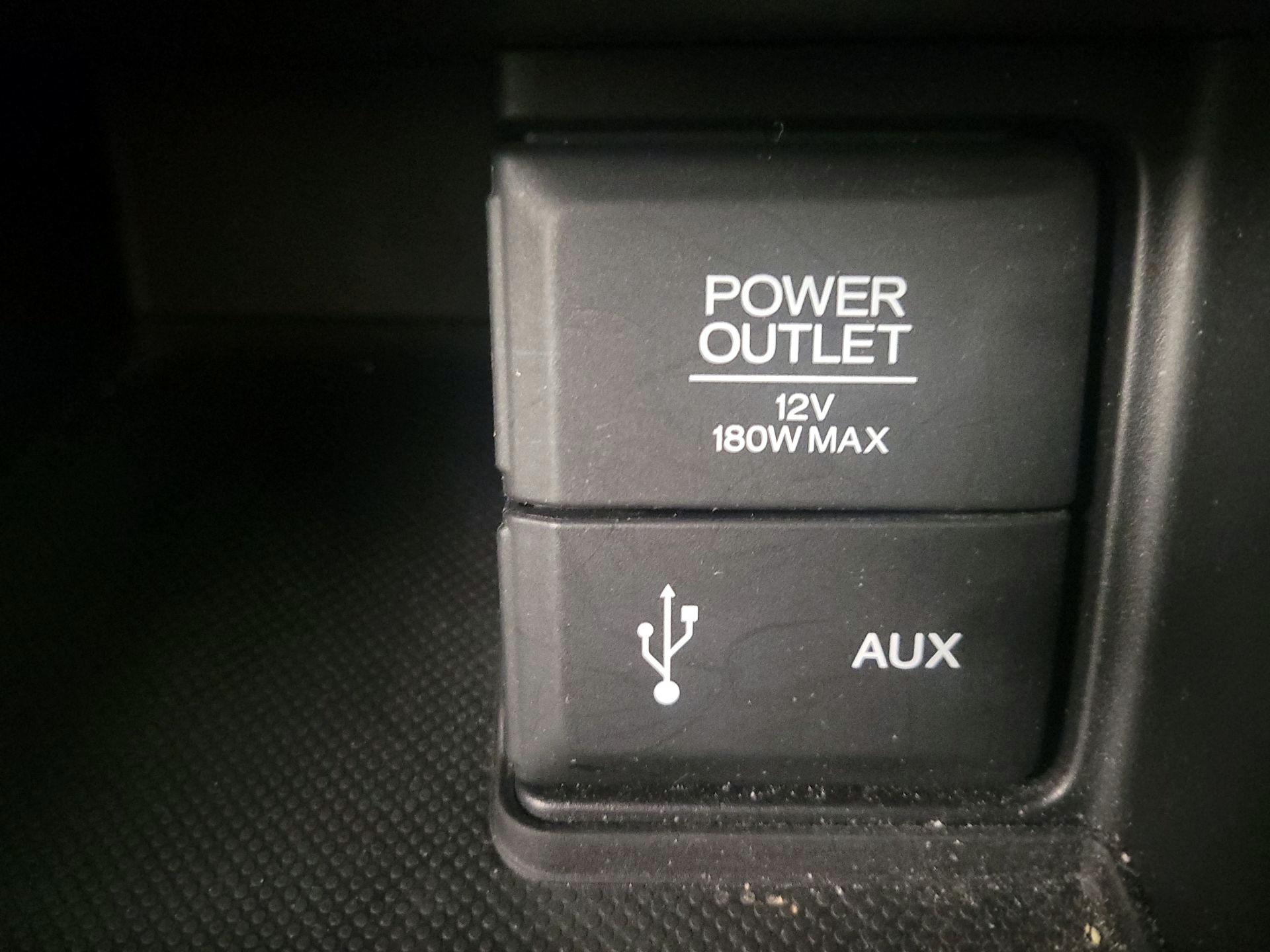 Thumbnail: 2015 Honda Accord - 18