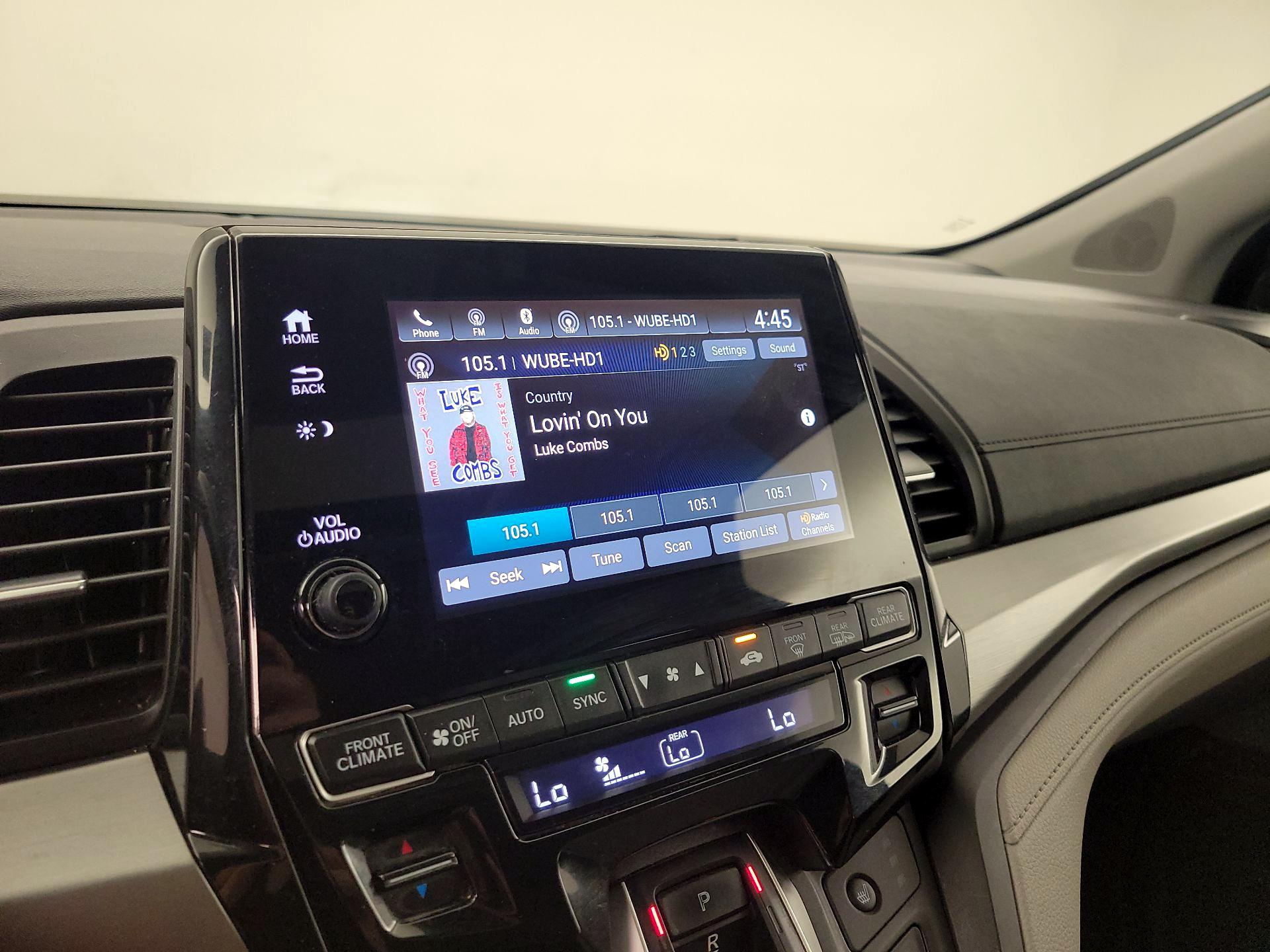 Thumbnail: 2018 Honda Odyssey - 15