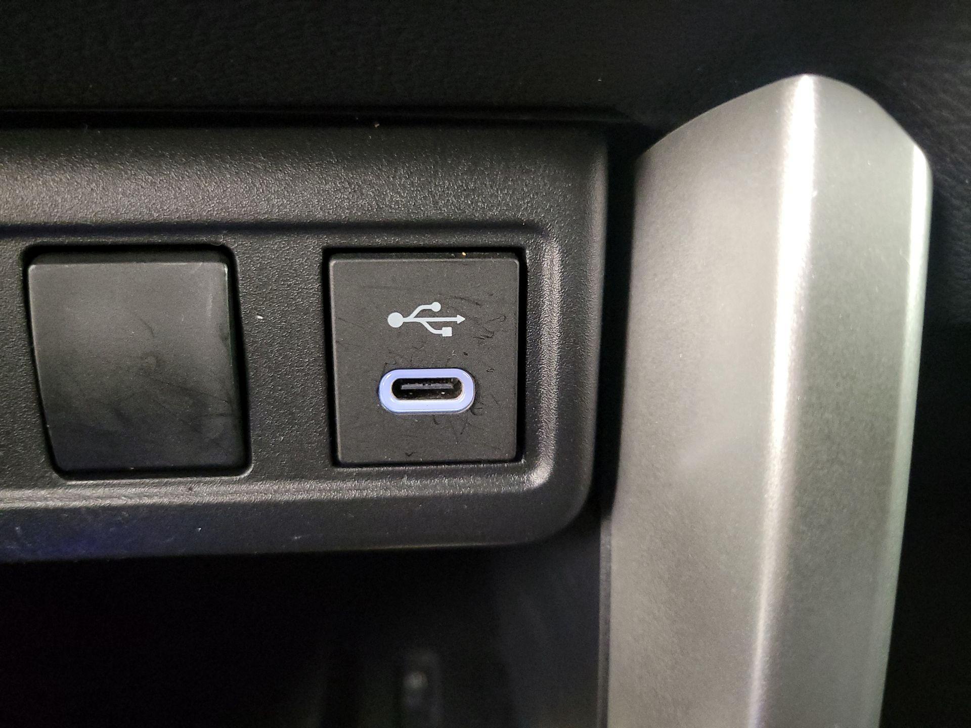 Thumbnail: 2023 Toyota Corolla Cross - 19