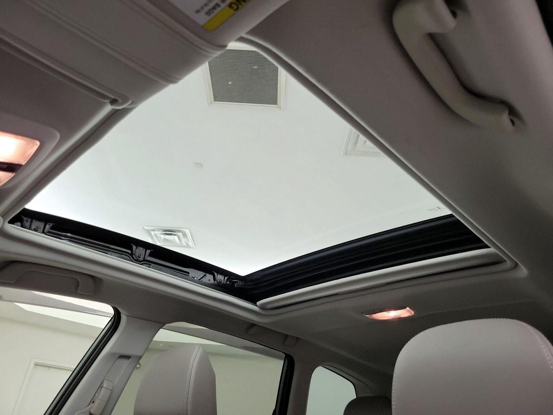Thumbnail: 2017 Subaru Forester - 20