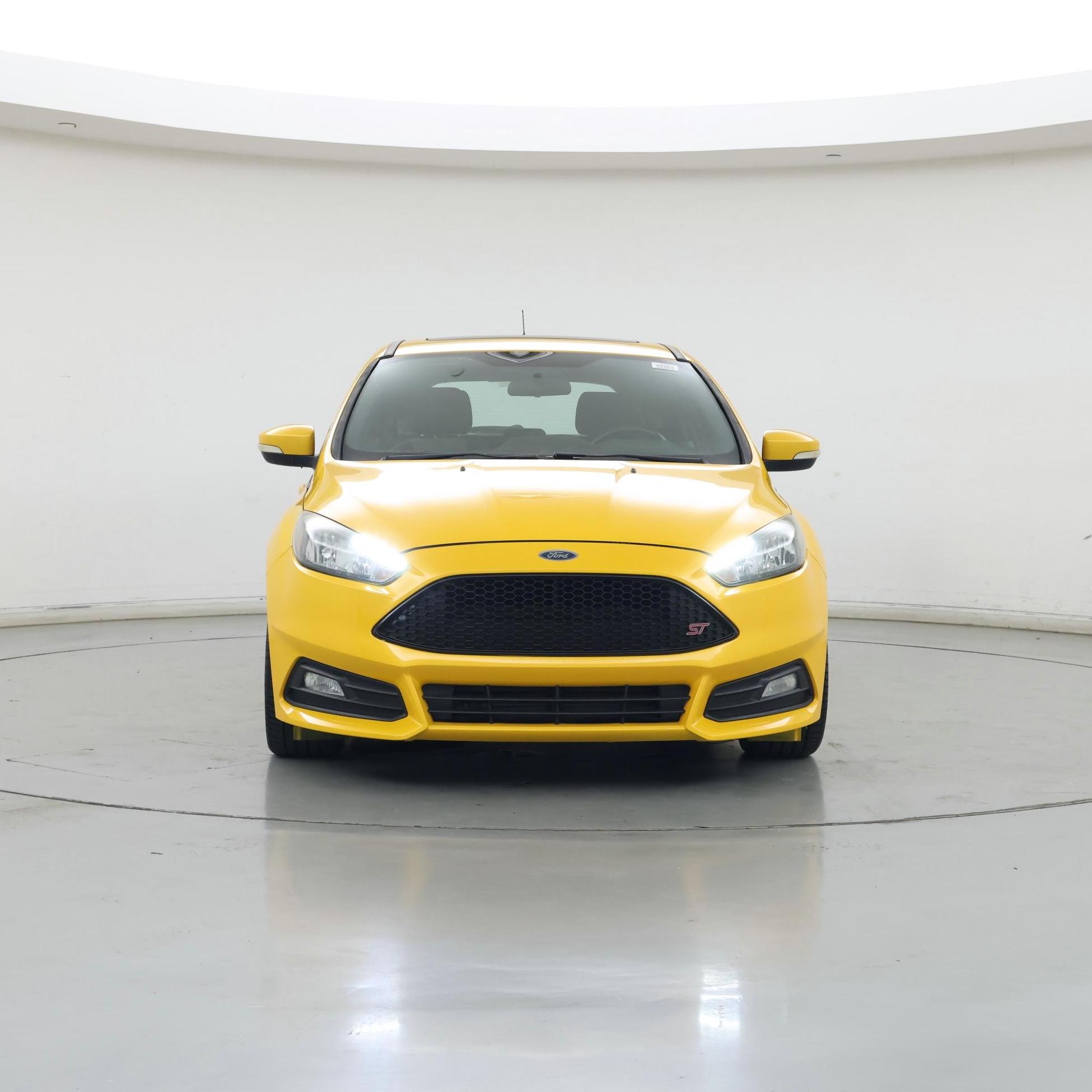 Thumbnail: 2015 Ford Focus - 5