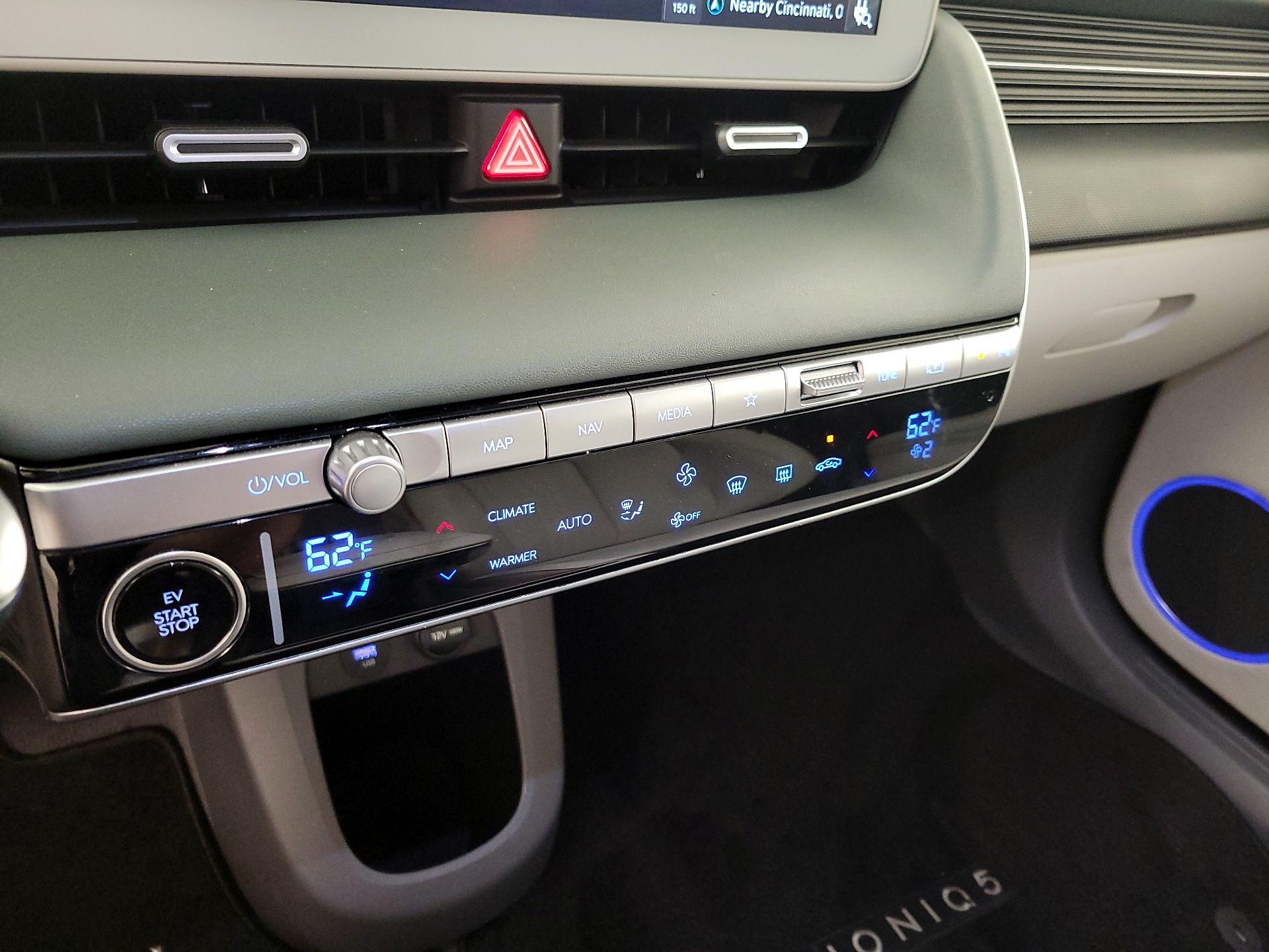Thumbnail: 2022 Hyundai Ioniq 5 - 17