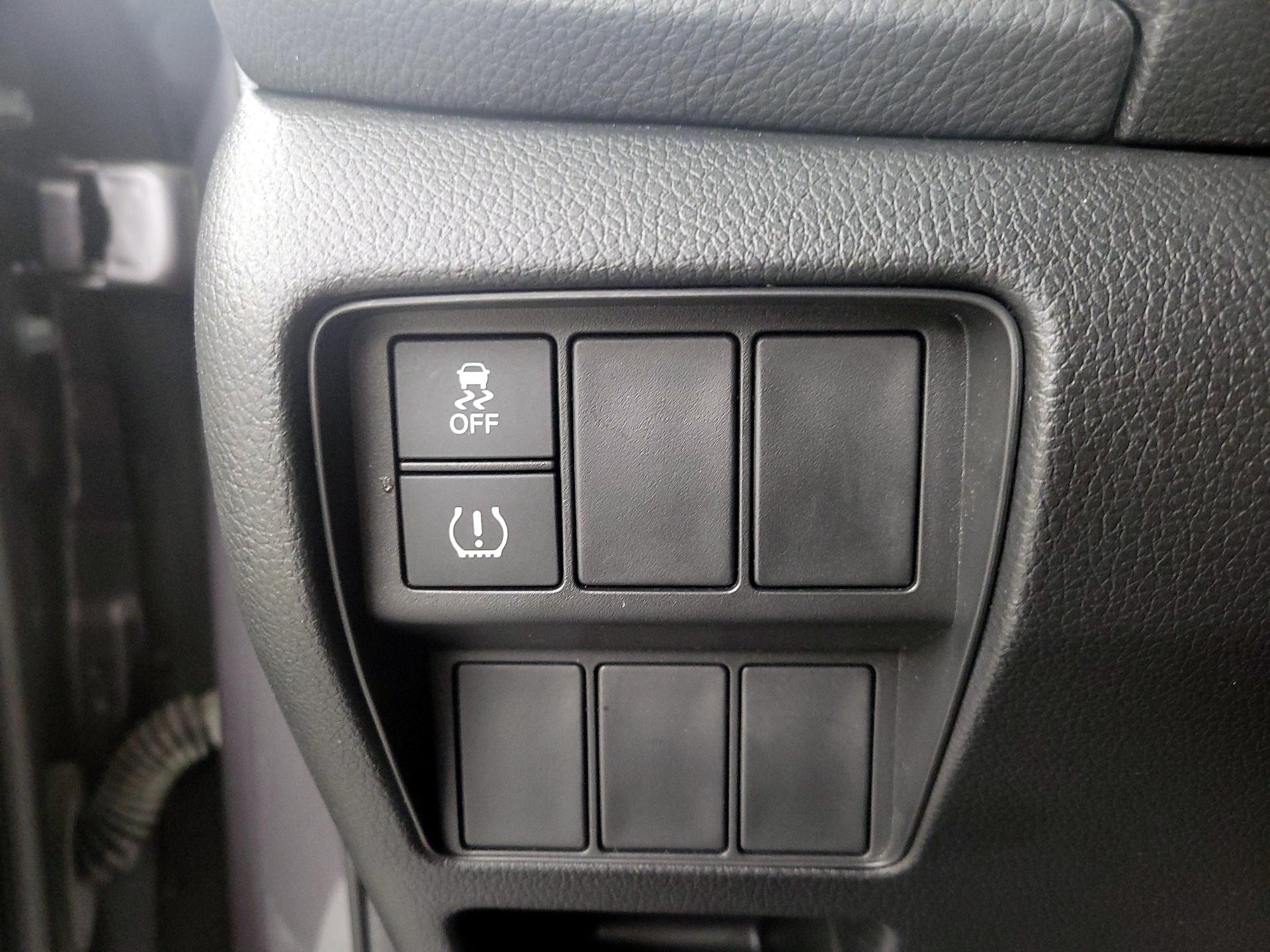 Thumbnail: 2017 Honda CR-V - 13