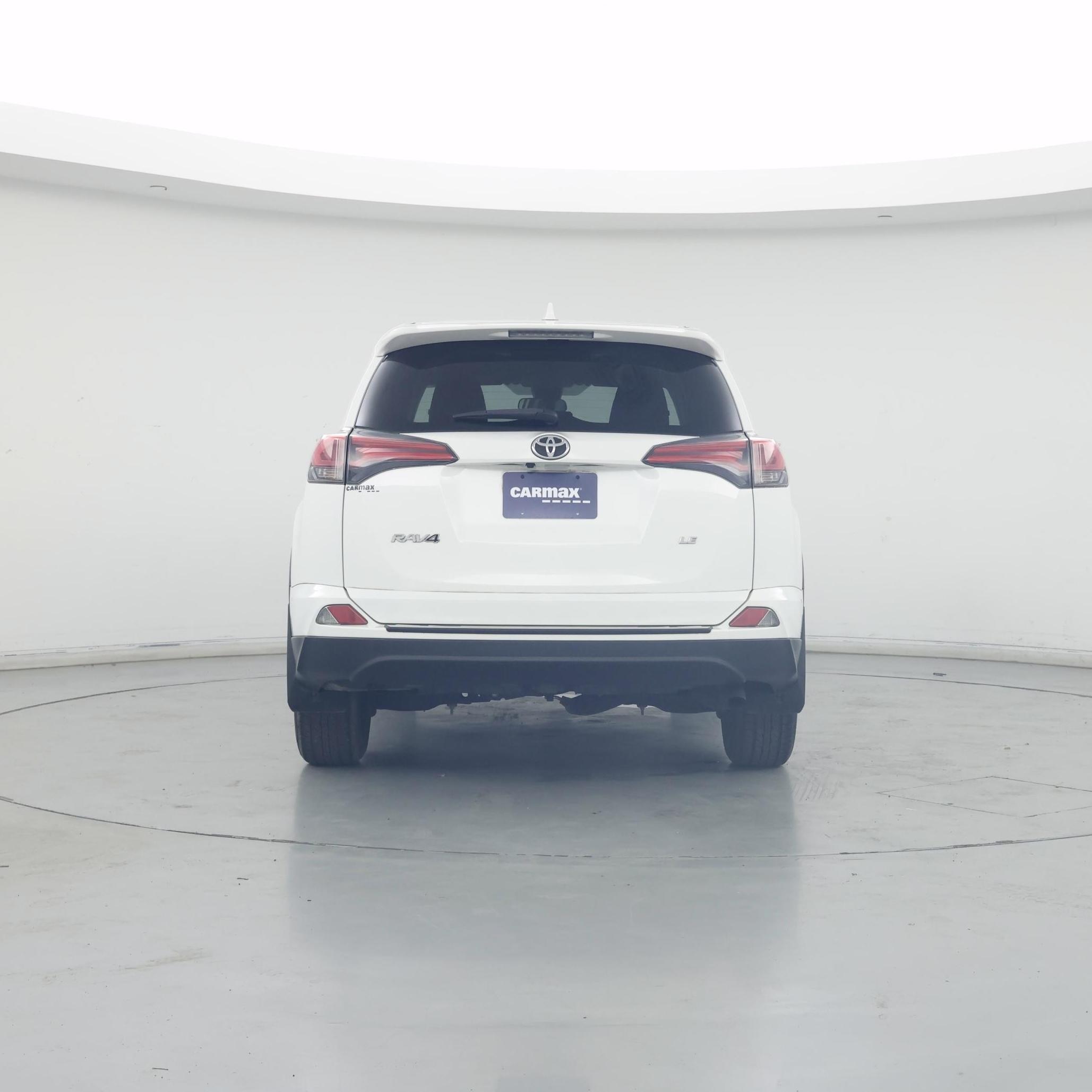 Thumbnail: 2018 Toyota RAV4 - 6