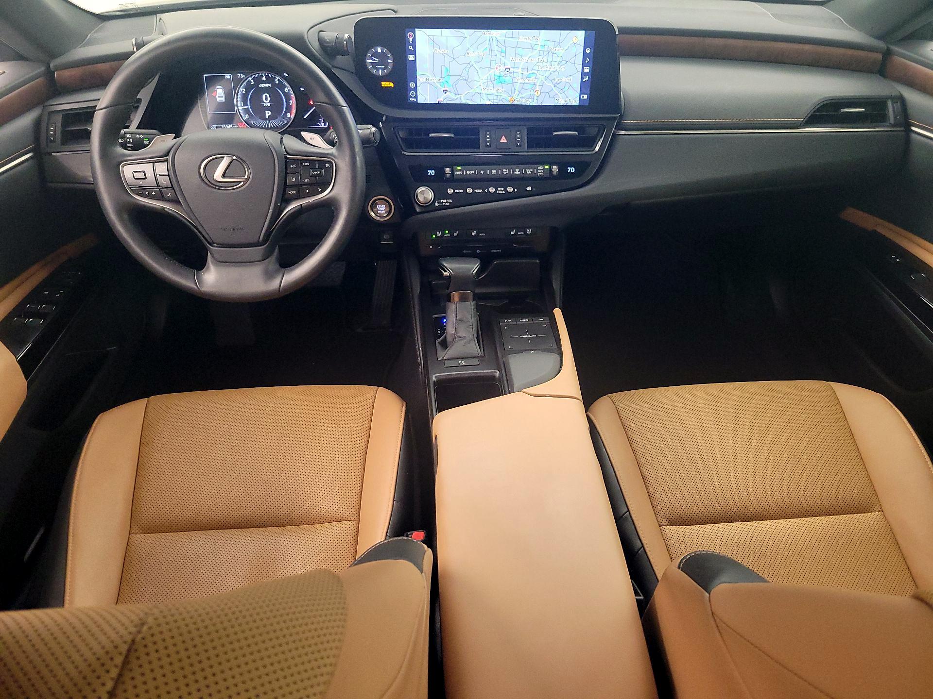 Thumbnail: 2022 Lexus ES - 9