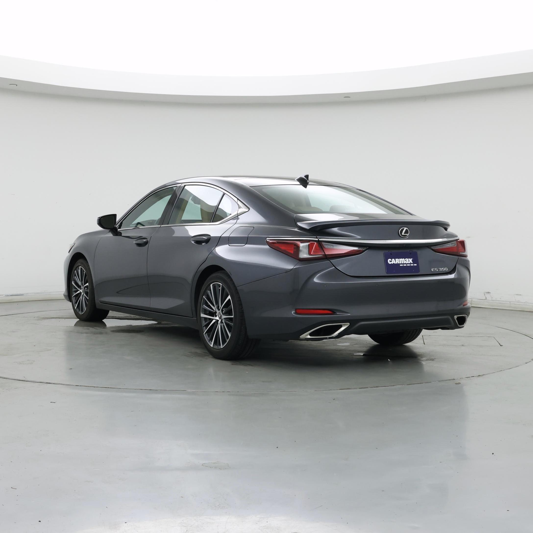 Thumbnail: 2022 Lexus ES - 2