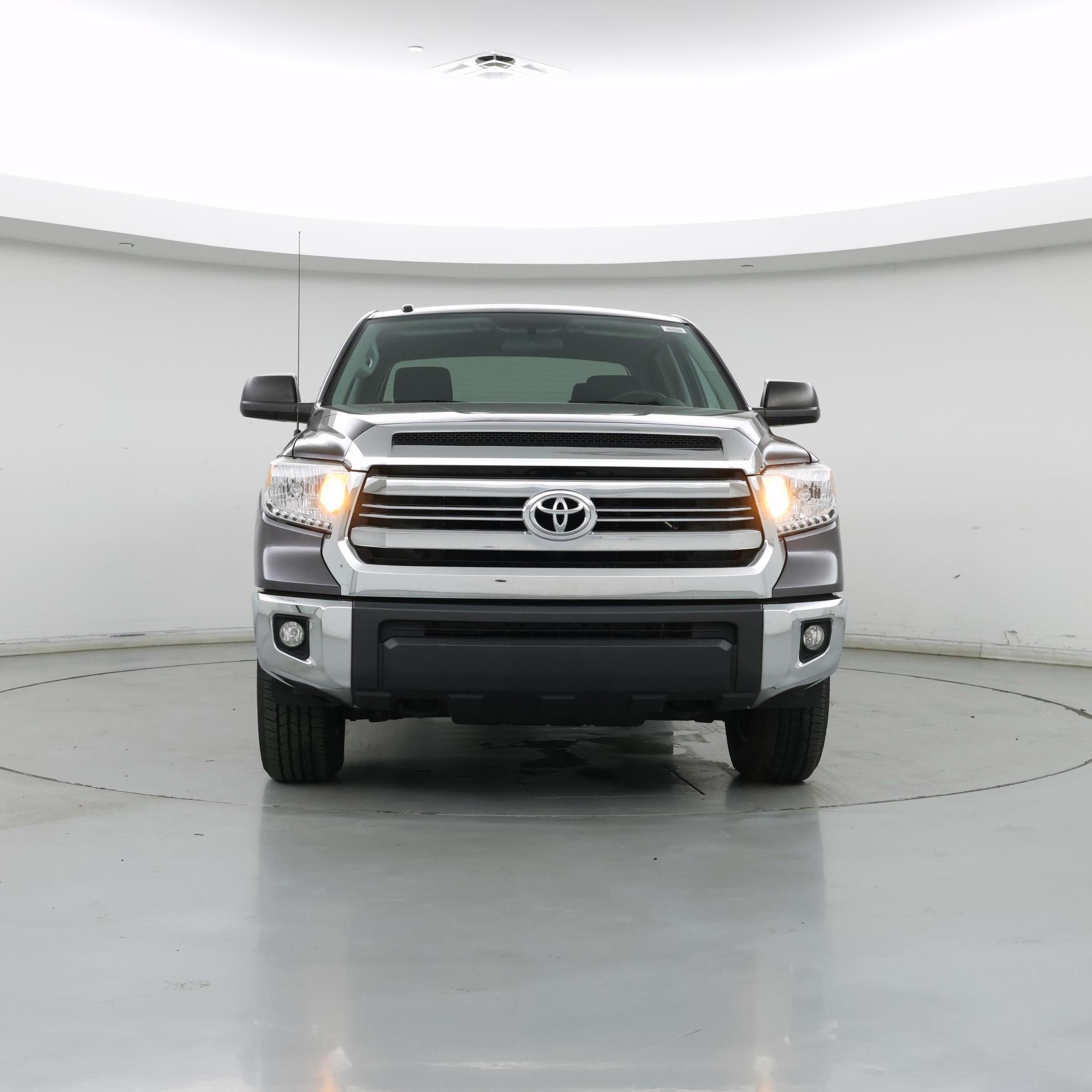 Thumbnail: 2017 Toyota Tundra - 5