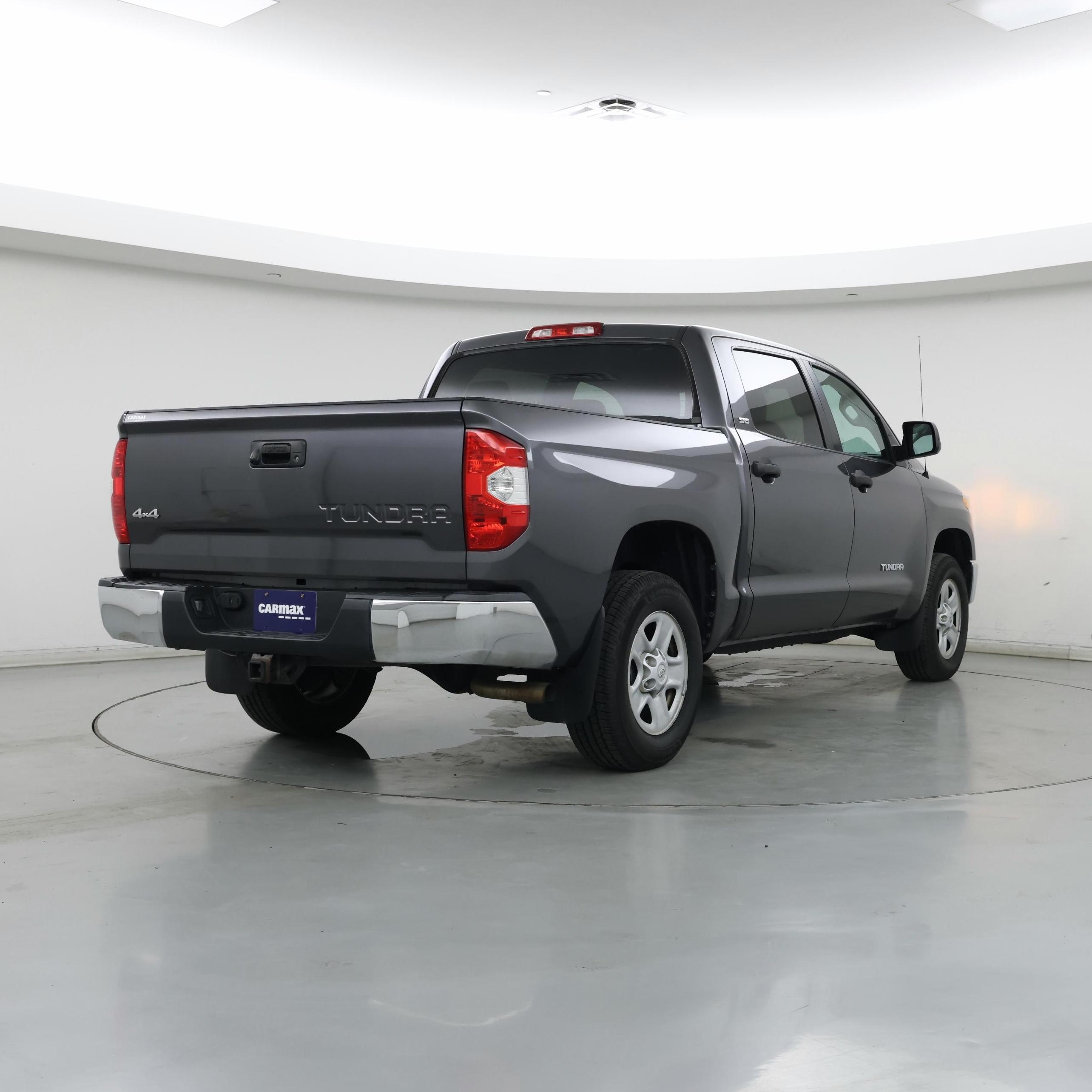 Thumbnail: 2017 Toyota Tundra - 8