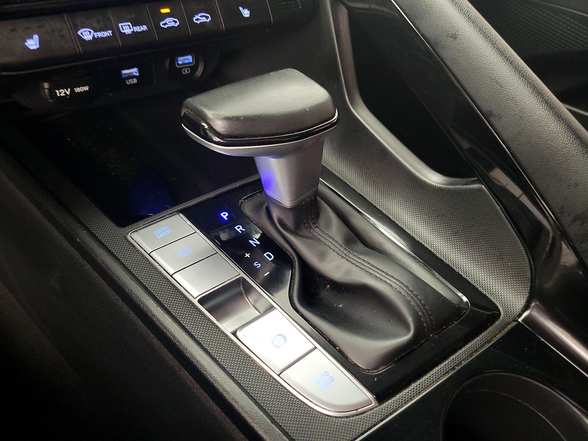 Thumbnail: 2023 Hyundai Elantra - 18