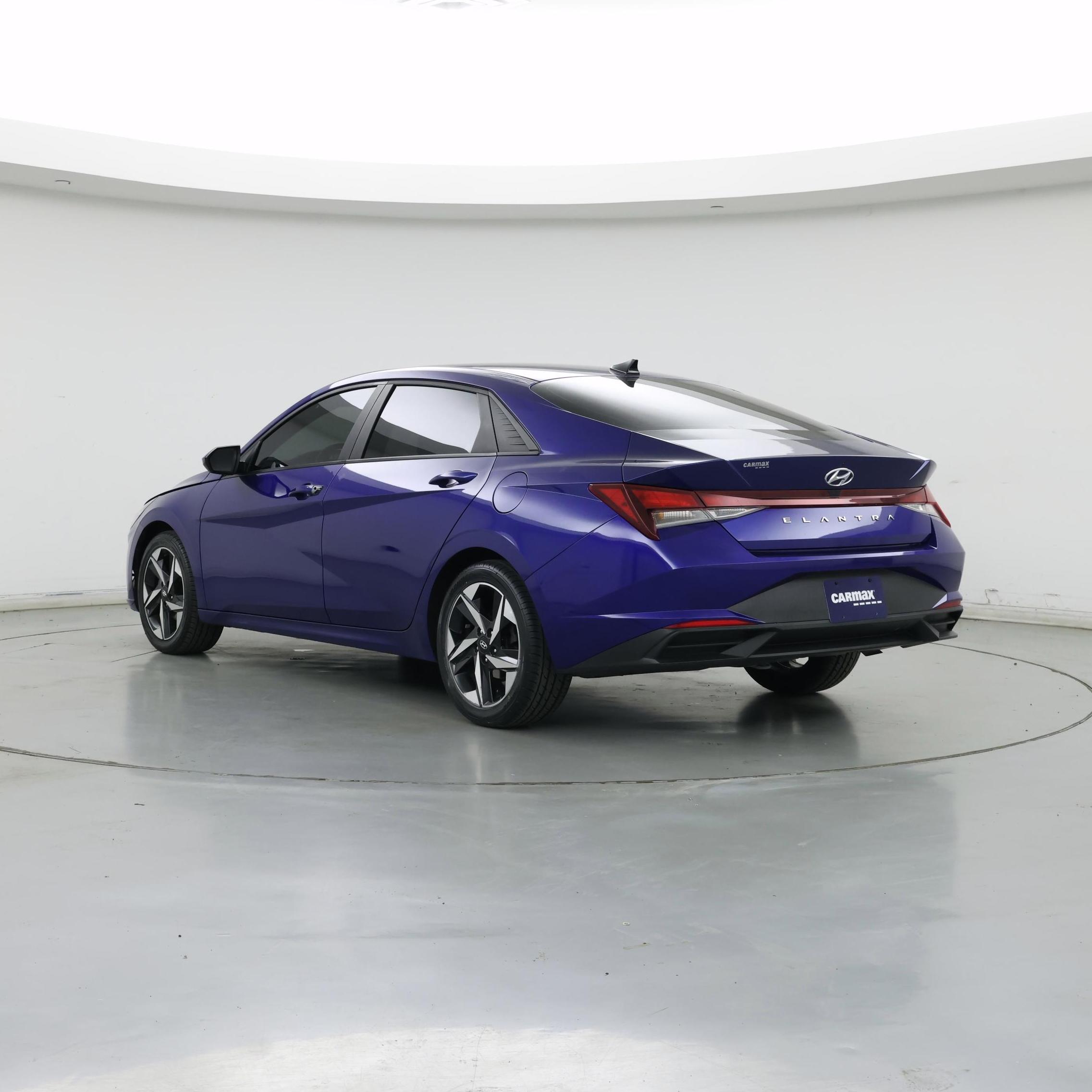 Thumbnail: 2023 Hyundai Elantra - 2