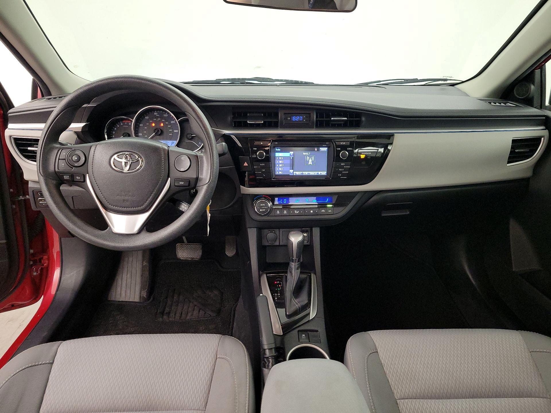 Thumbnail: 2014 Toyota Corolla - 9