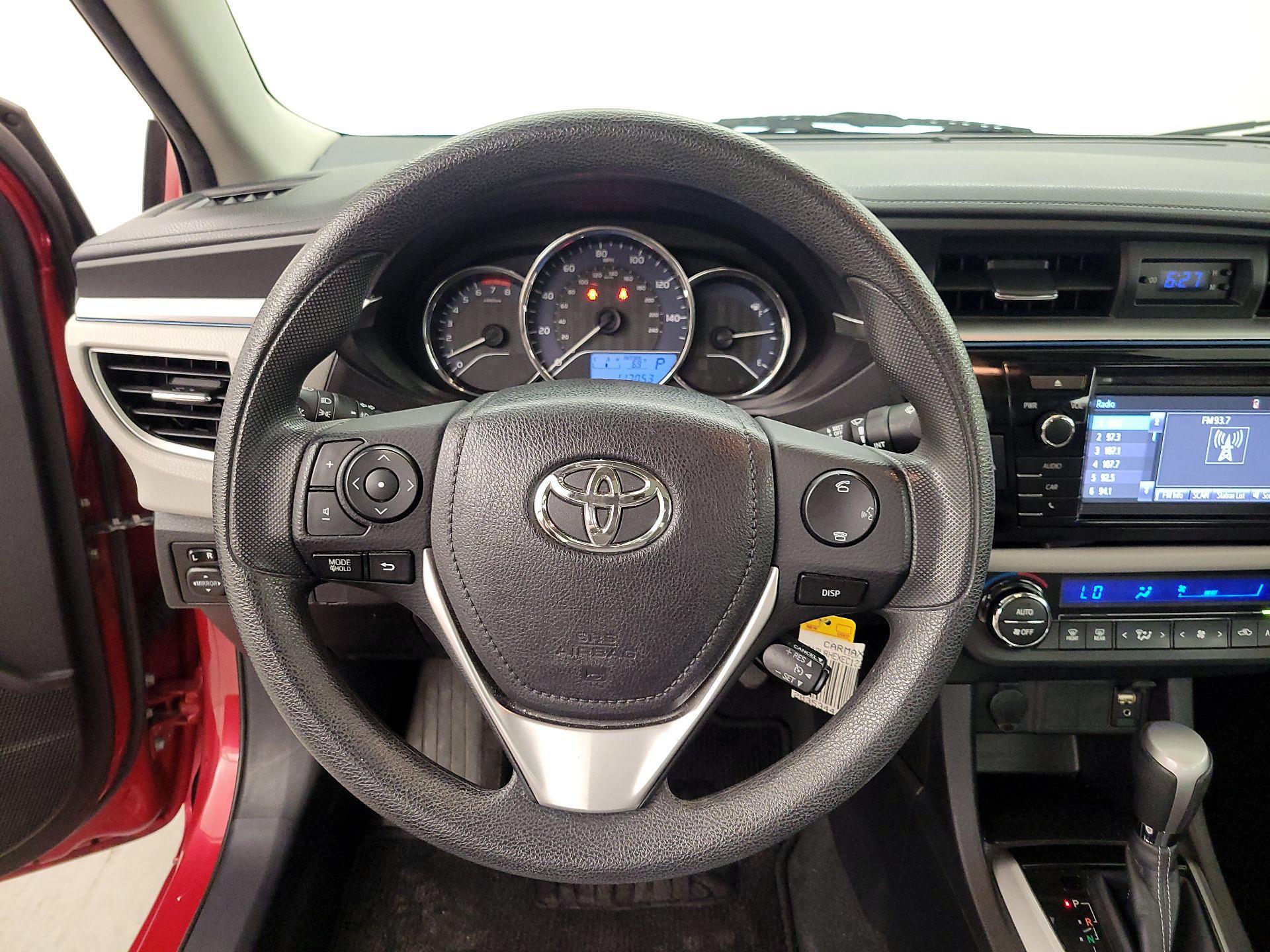 Thumbnail: 2014 Toyota Corolla - 10