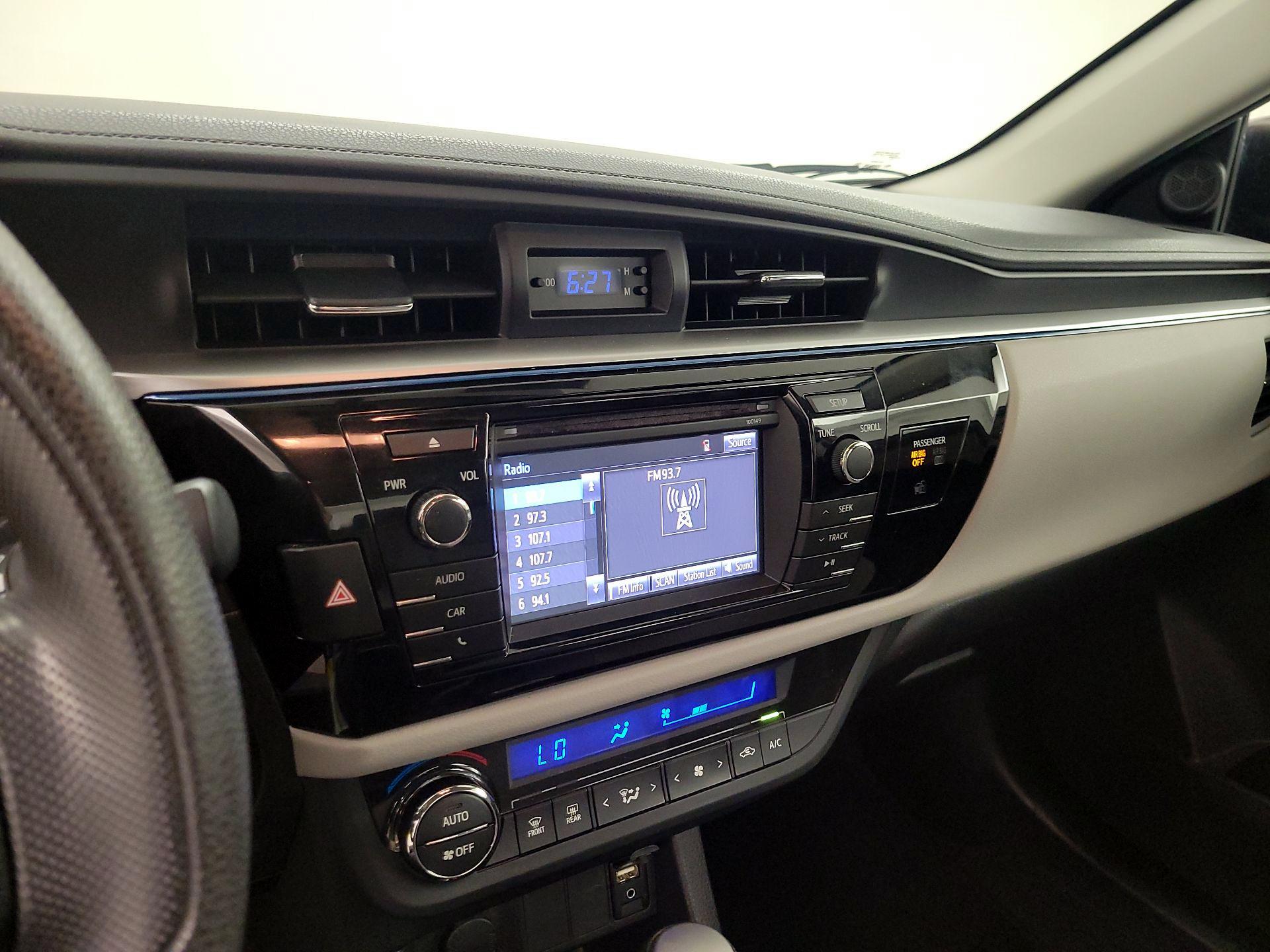 Thumbnail: 2014 Toyota Corolla - 15
