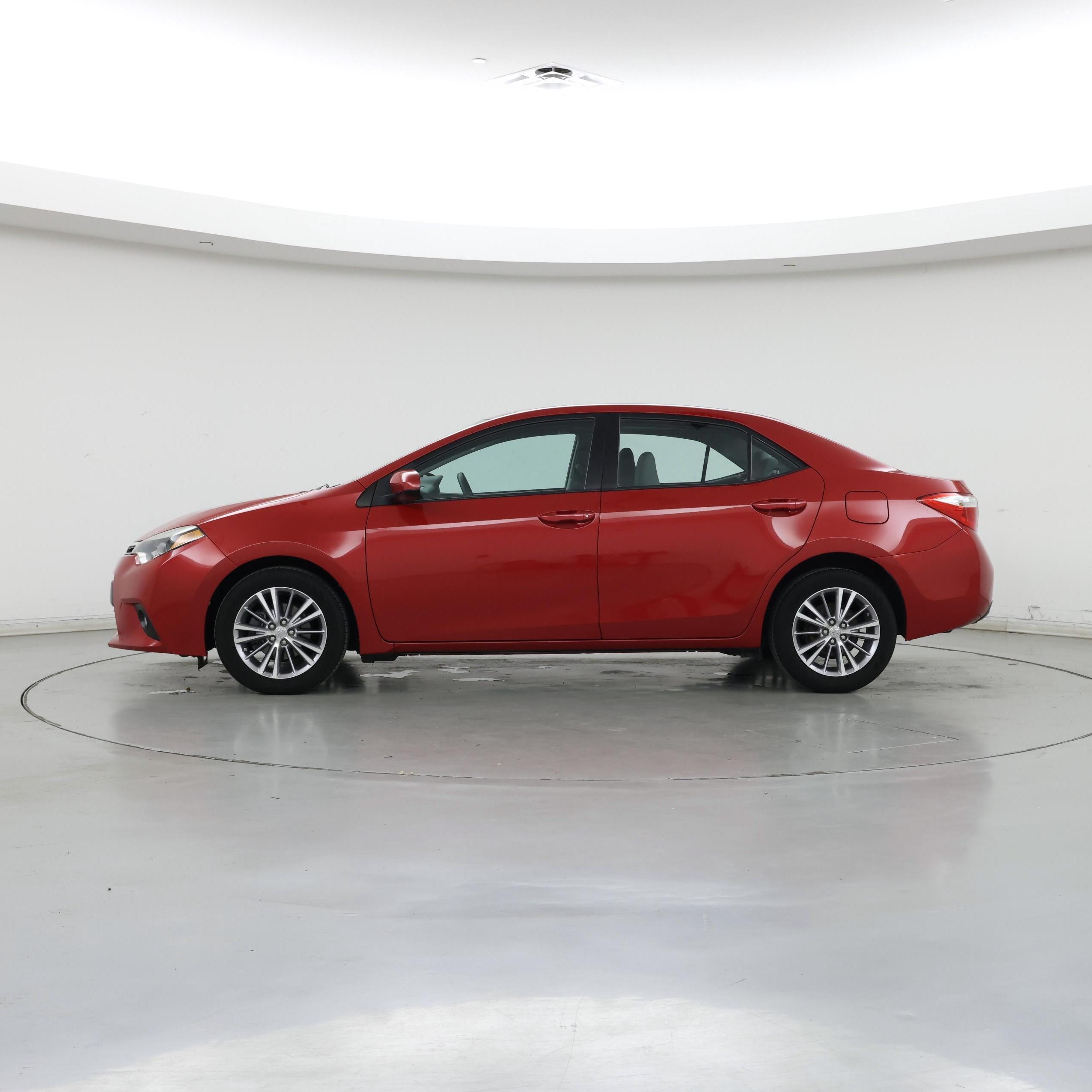 Thumbnail: 2014 Toyota Corolla - 3