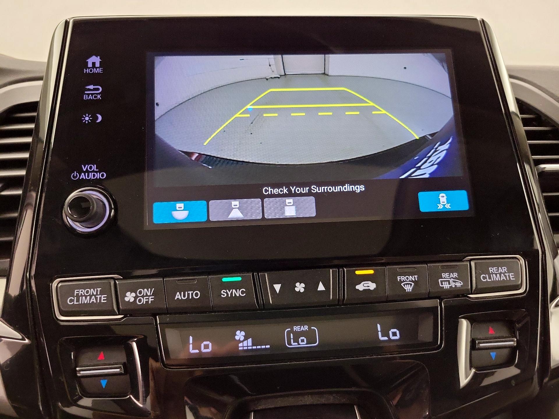 Thumbnail: 2019 Honda Odyssey - 14