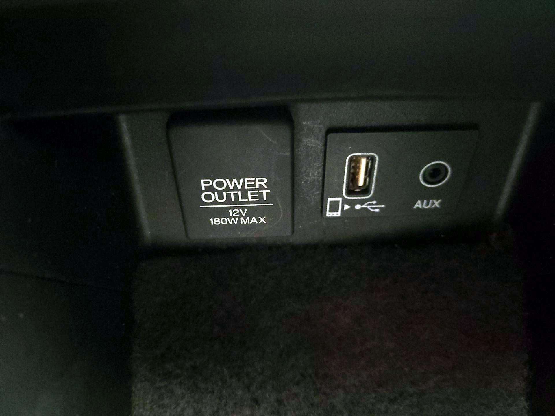 Thumbnail: 2019 Acura ILX - 18